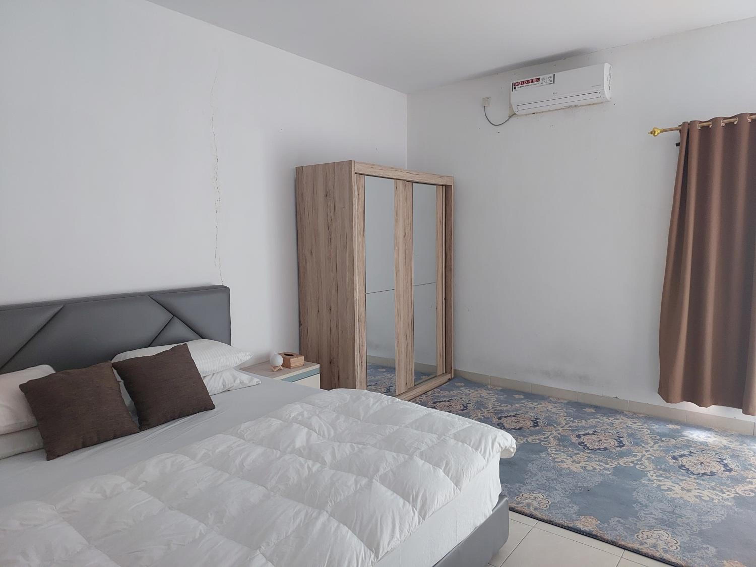 Deluxe Family Suite - Photo 6