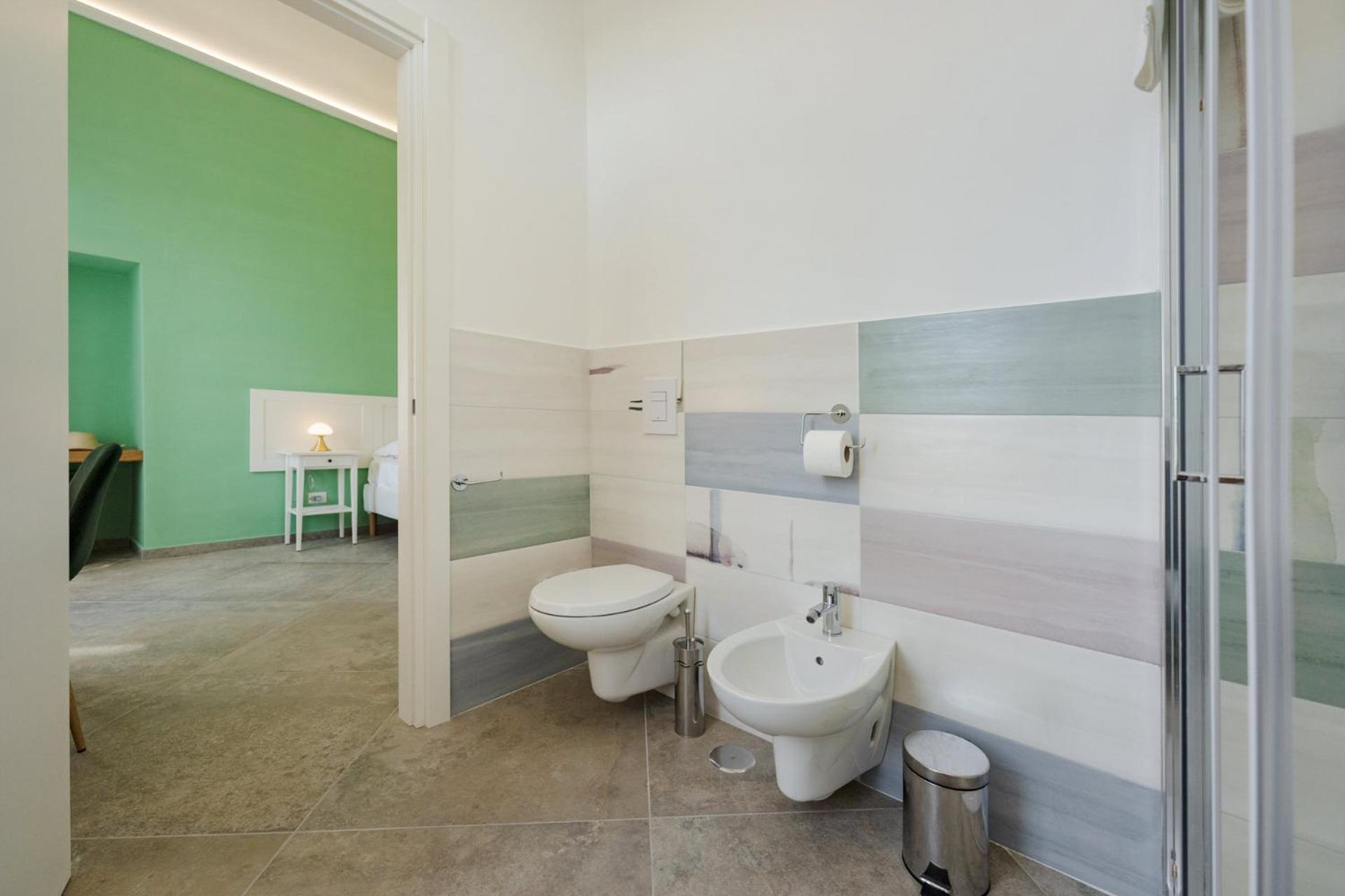 Deluxe Double or Twin Room photo 3