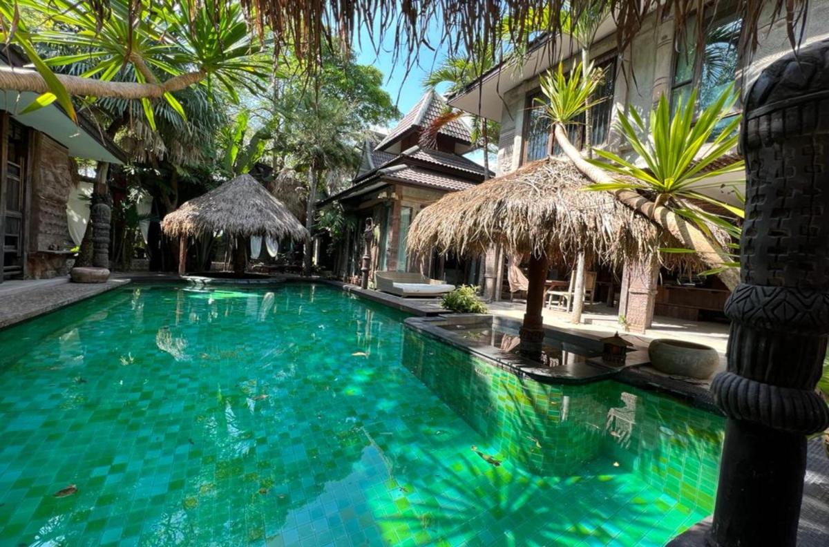 Villa with Private Pool photo 3