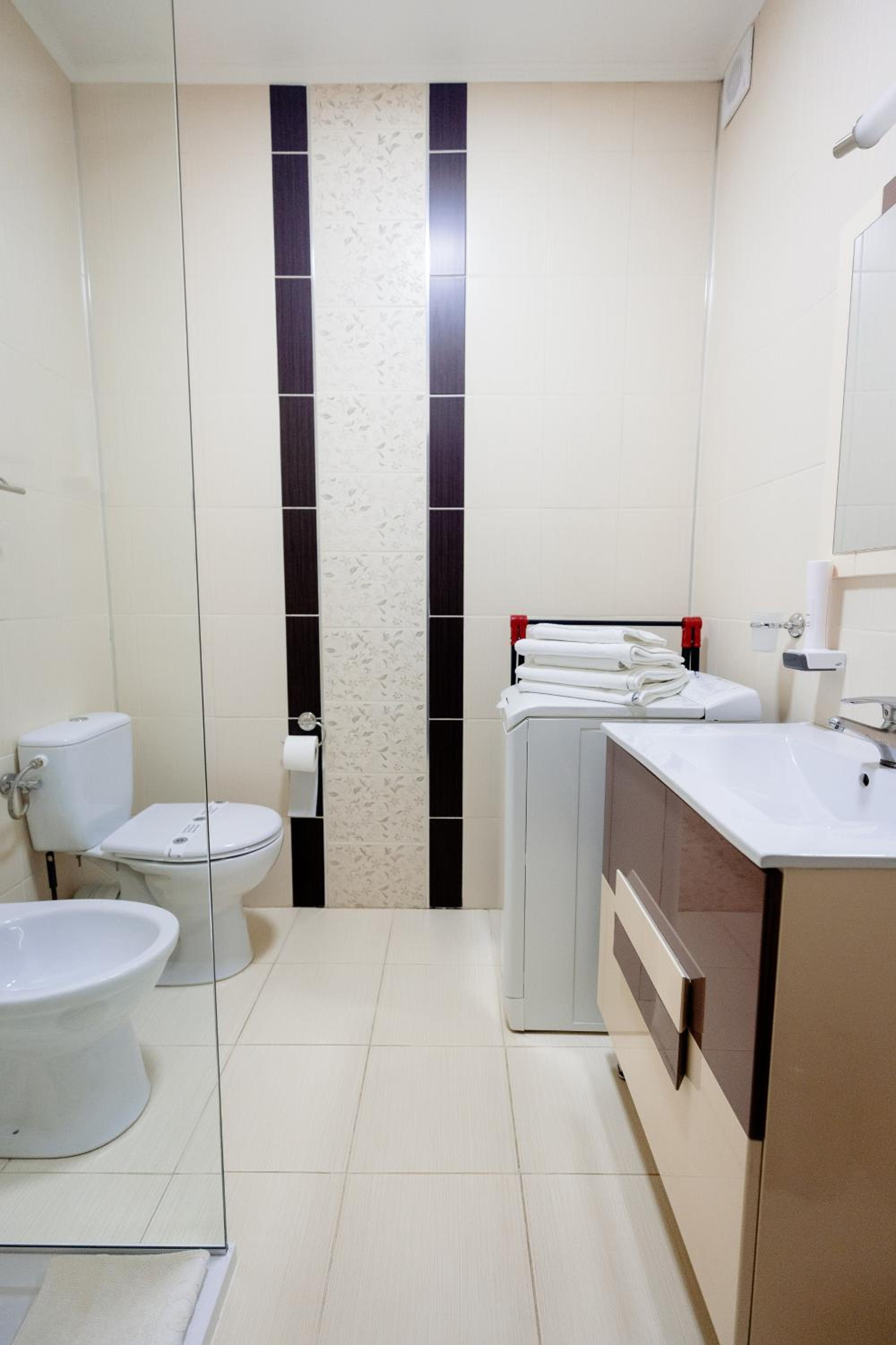 Apartment - Photo 9