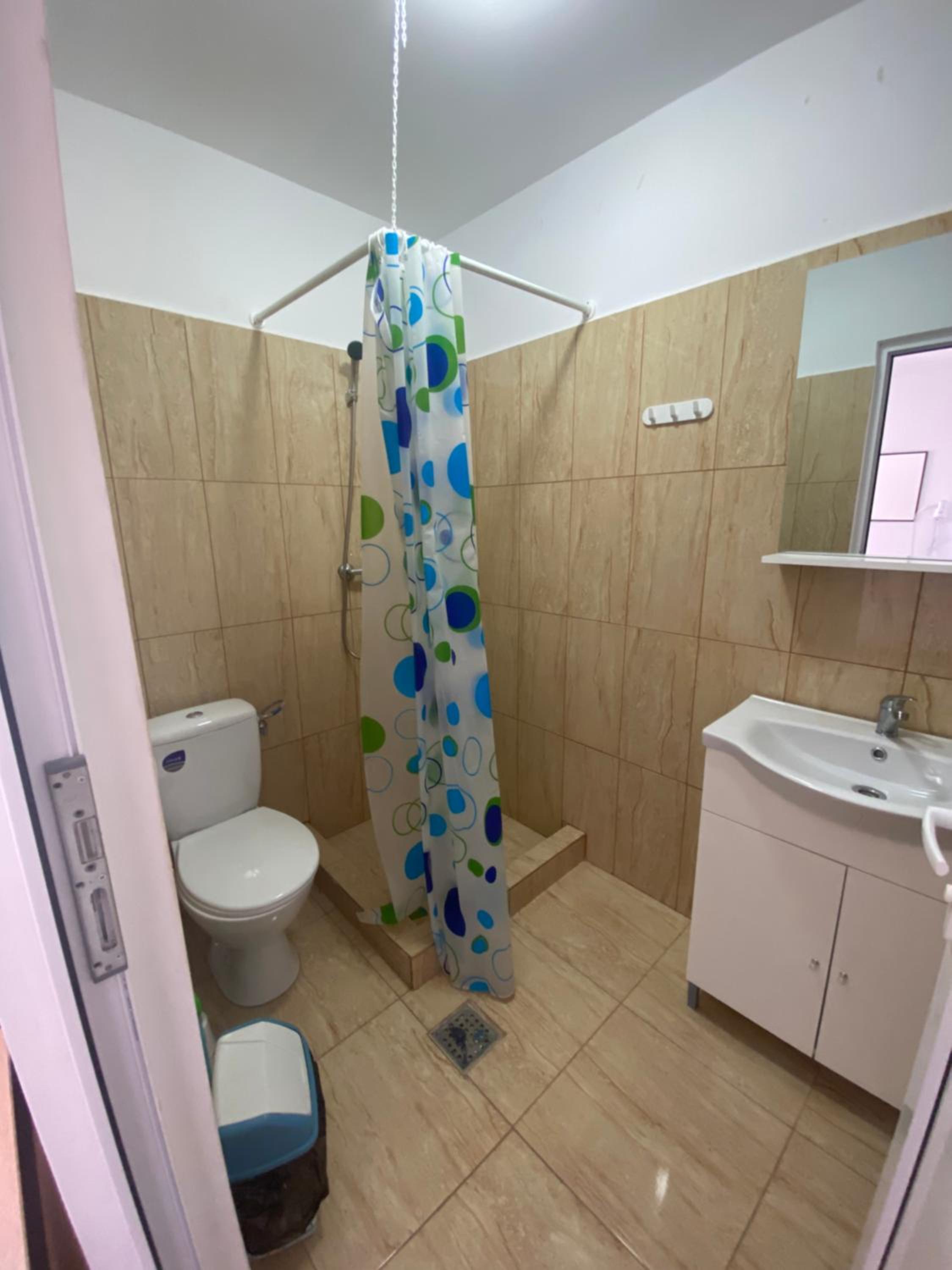 Double Room - Photo 6