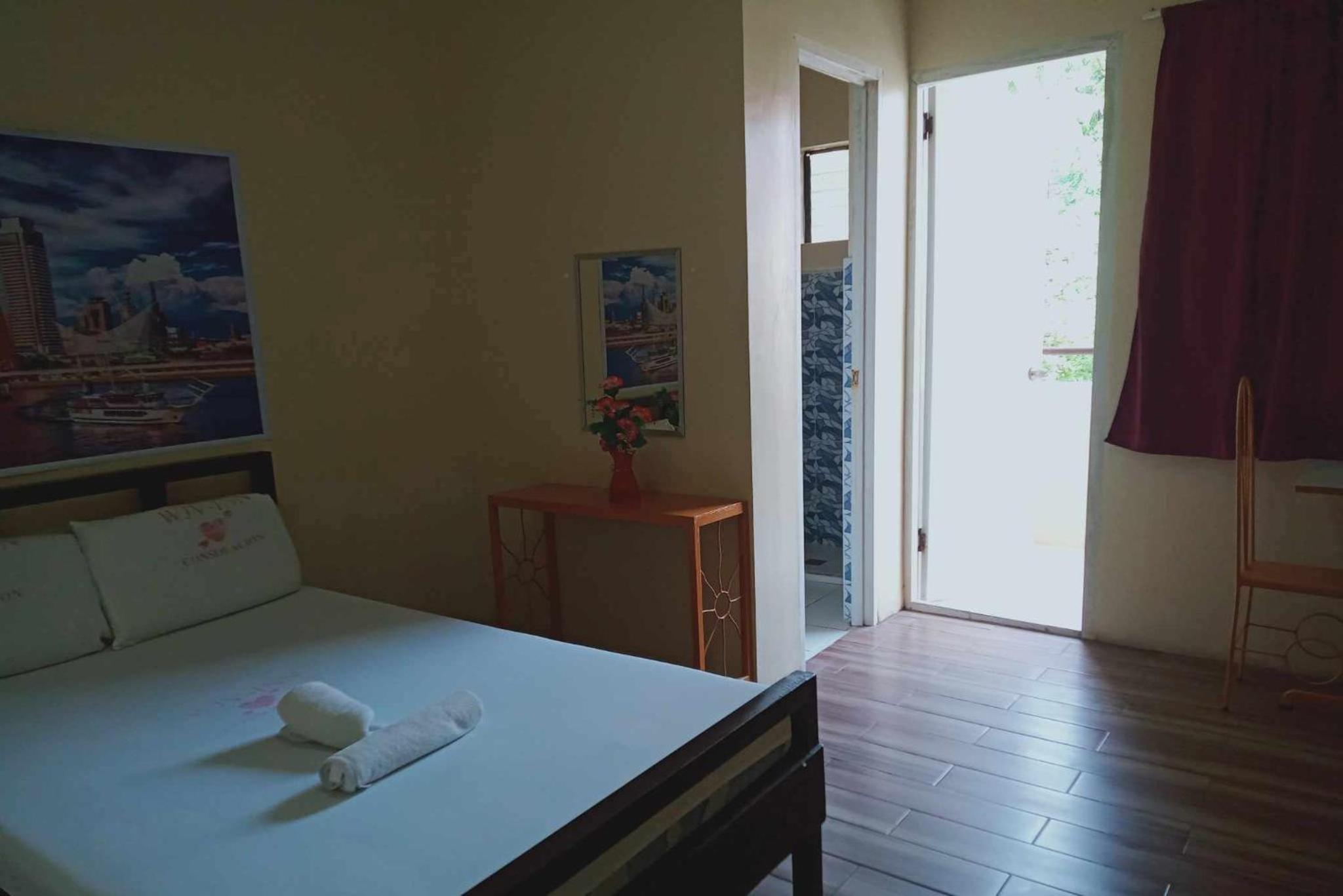 Deluxe Single Room photo 3