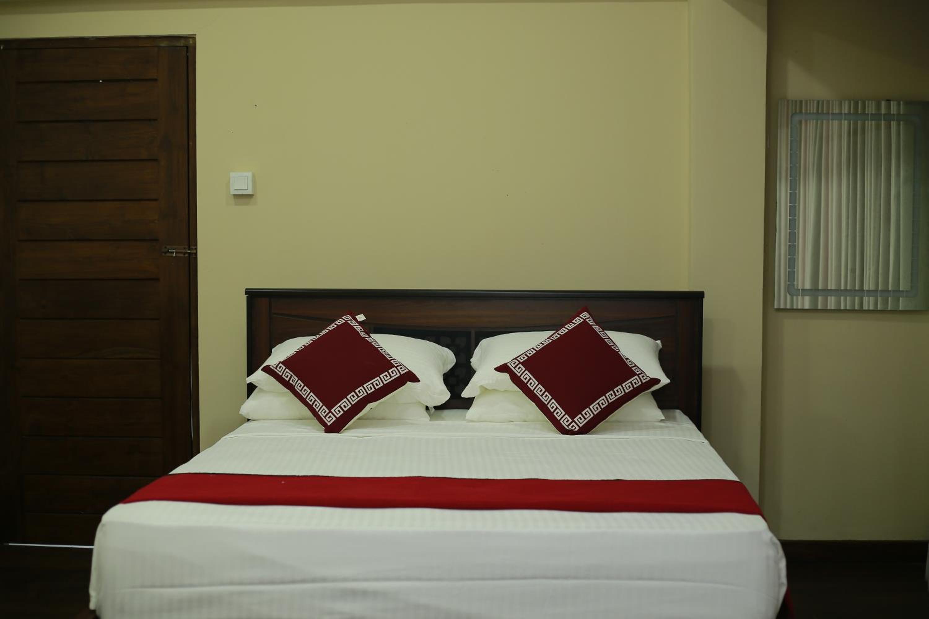 Deluxe Triple Room photo 2