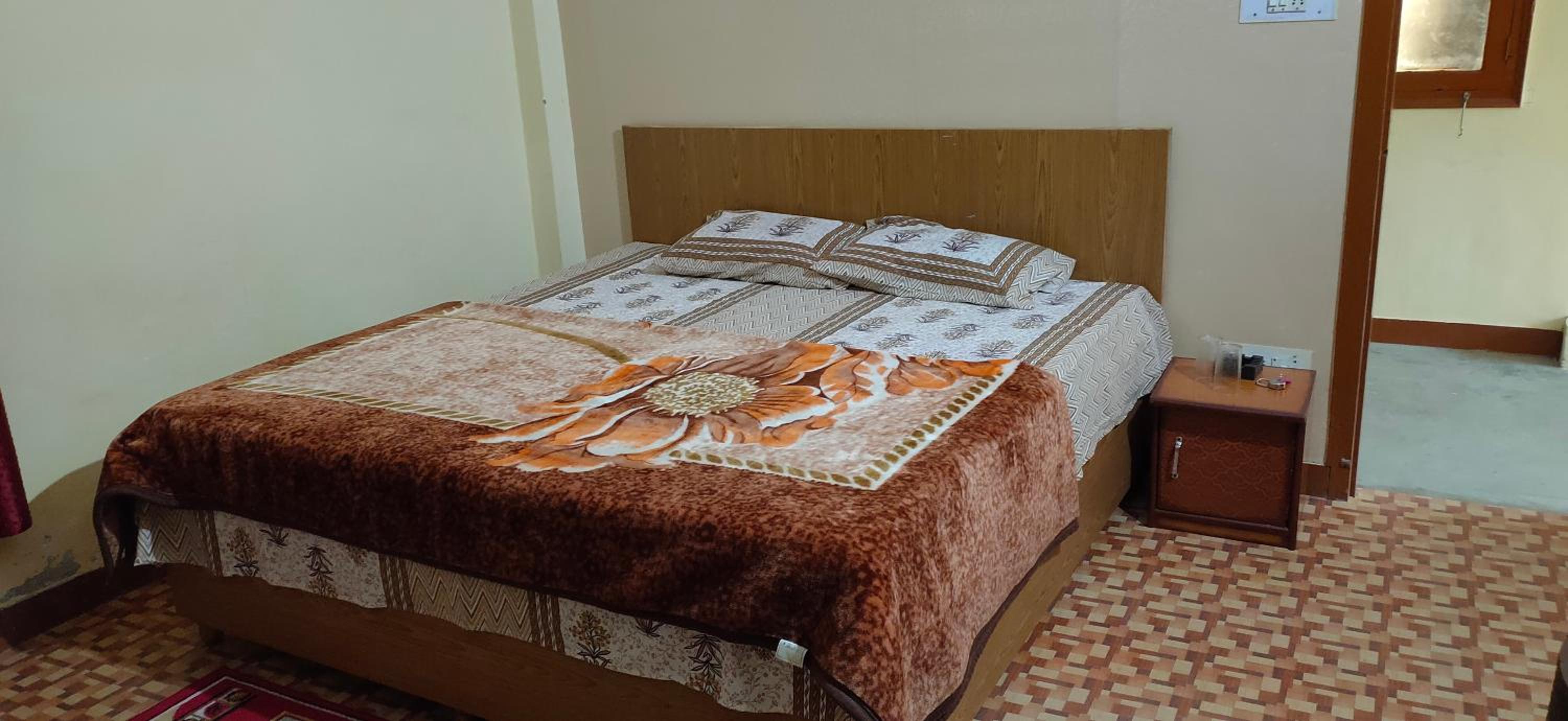Budget Double Room photo 1