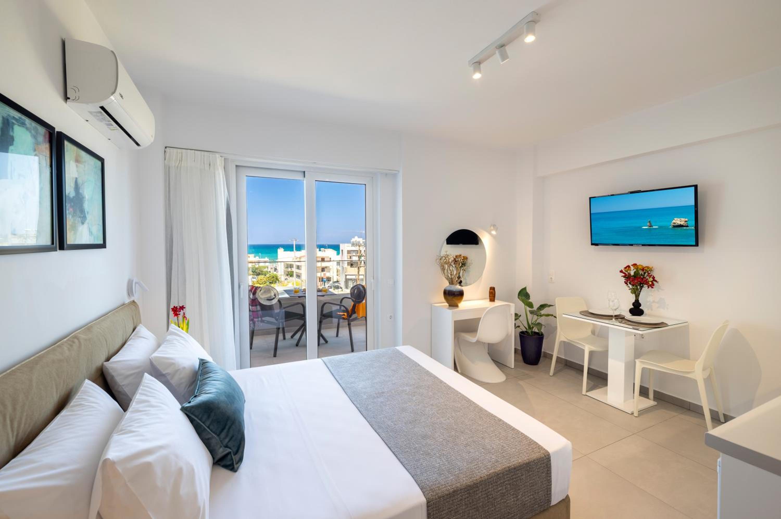 Studio 103 Sea view