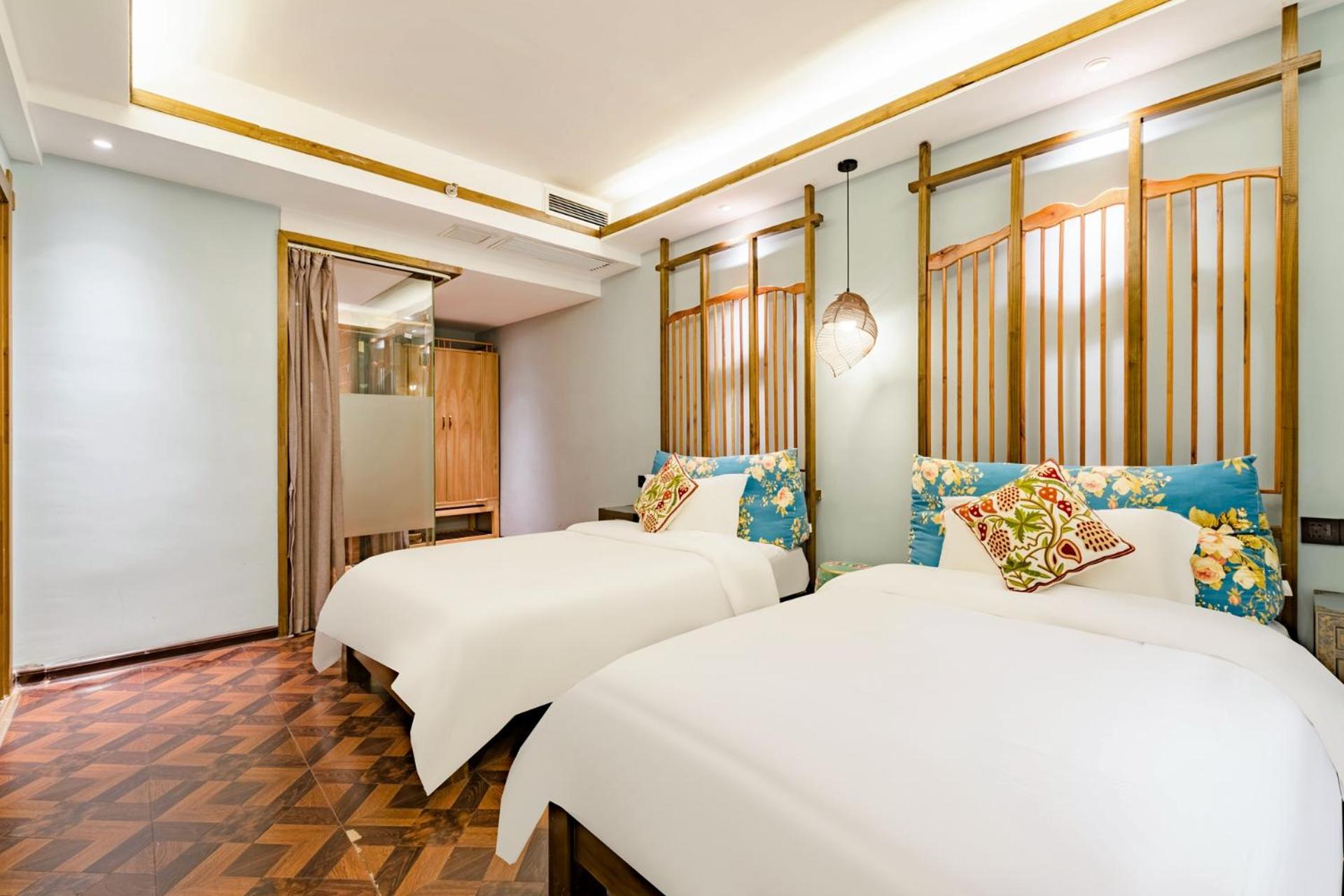 Twin Room with Mountain View photo 1