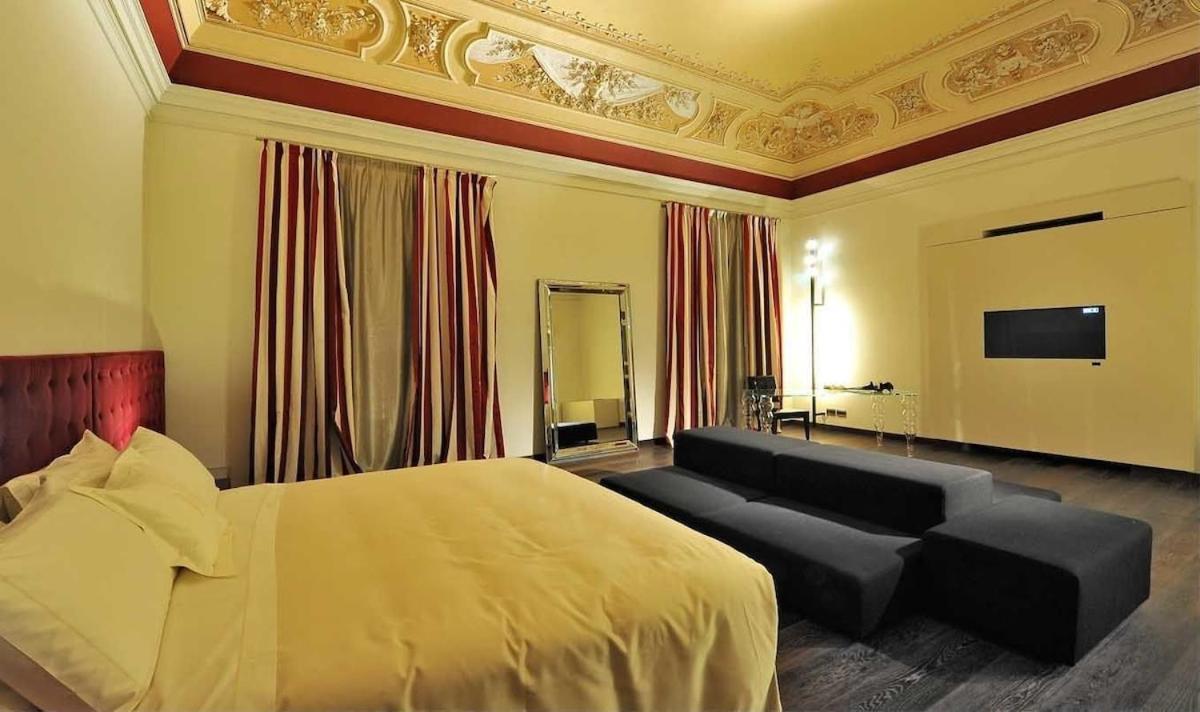 Deluxe Suite - Photo 1