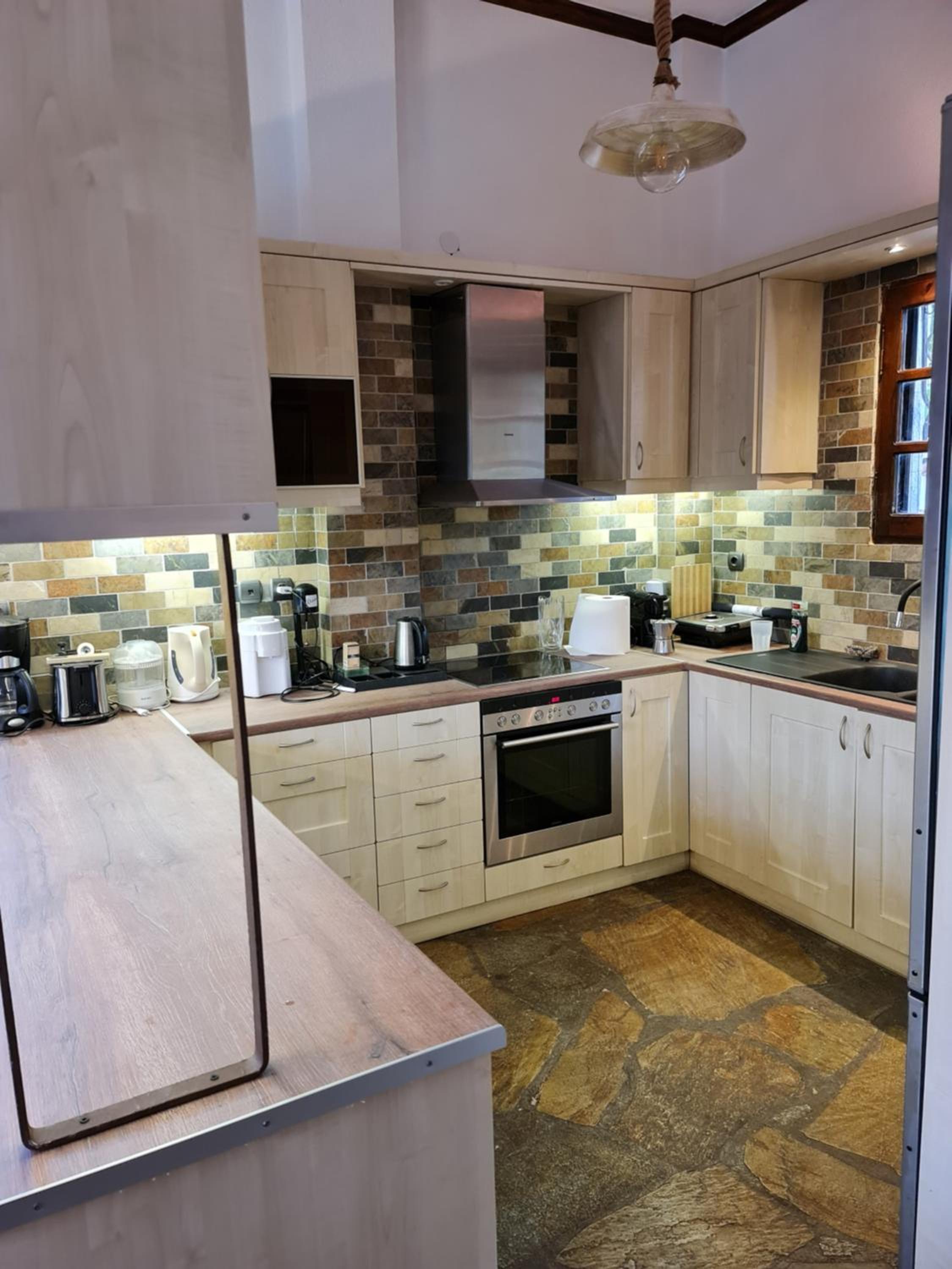 Villa photo 3