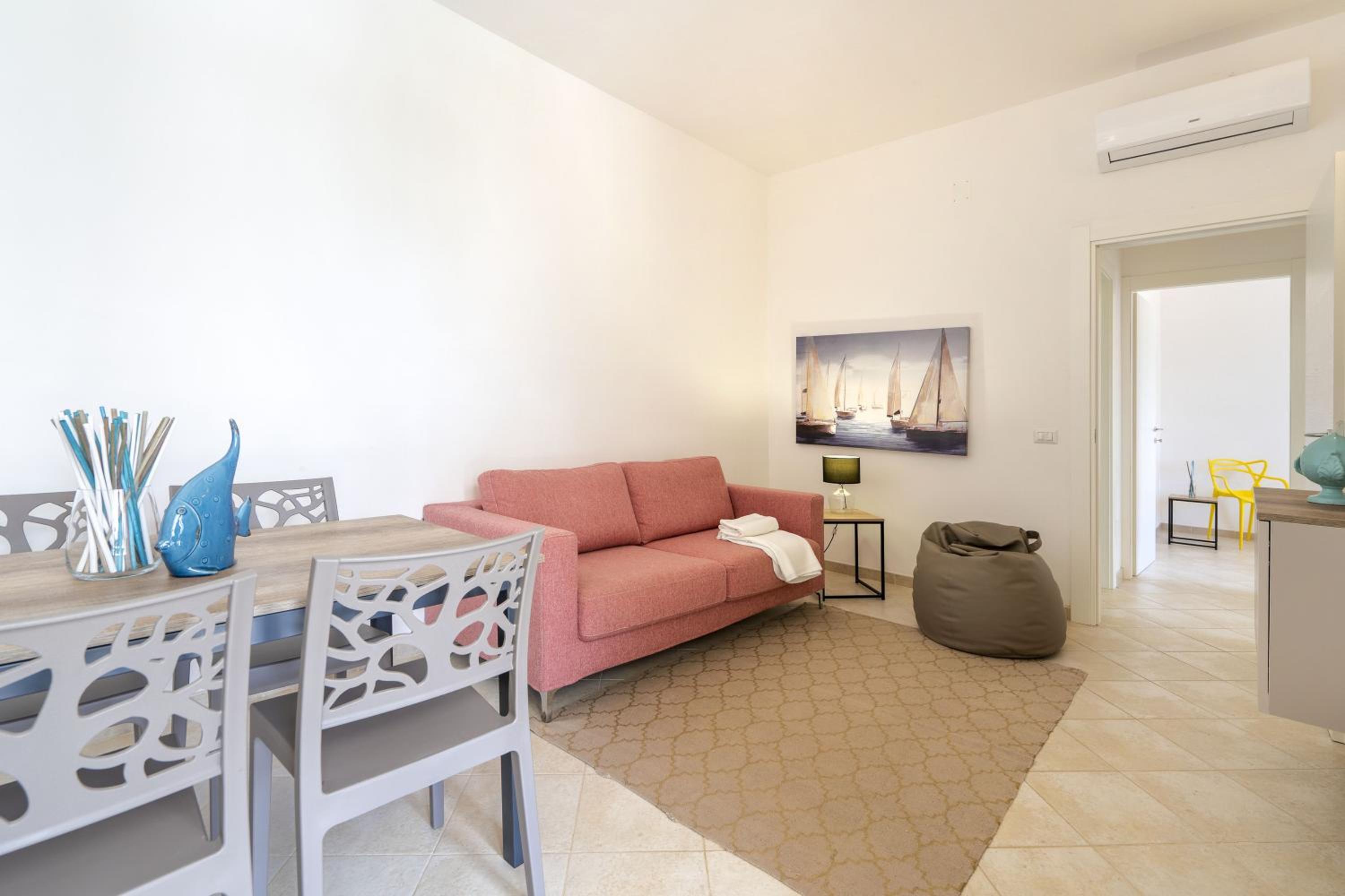 Two-Bedroom Deluxe Apartment with Garden View