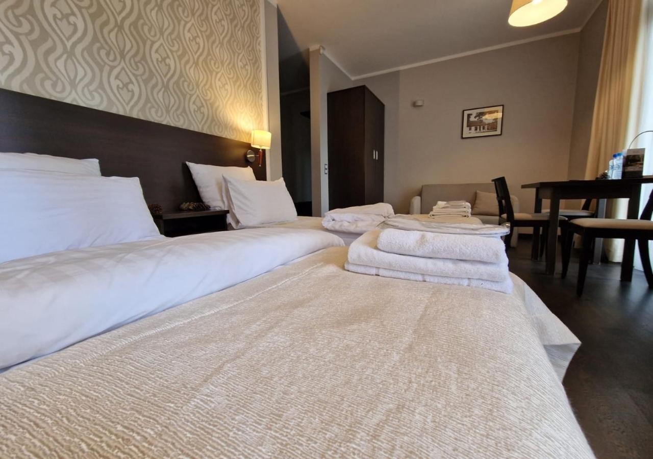 Double Room - Photo 2