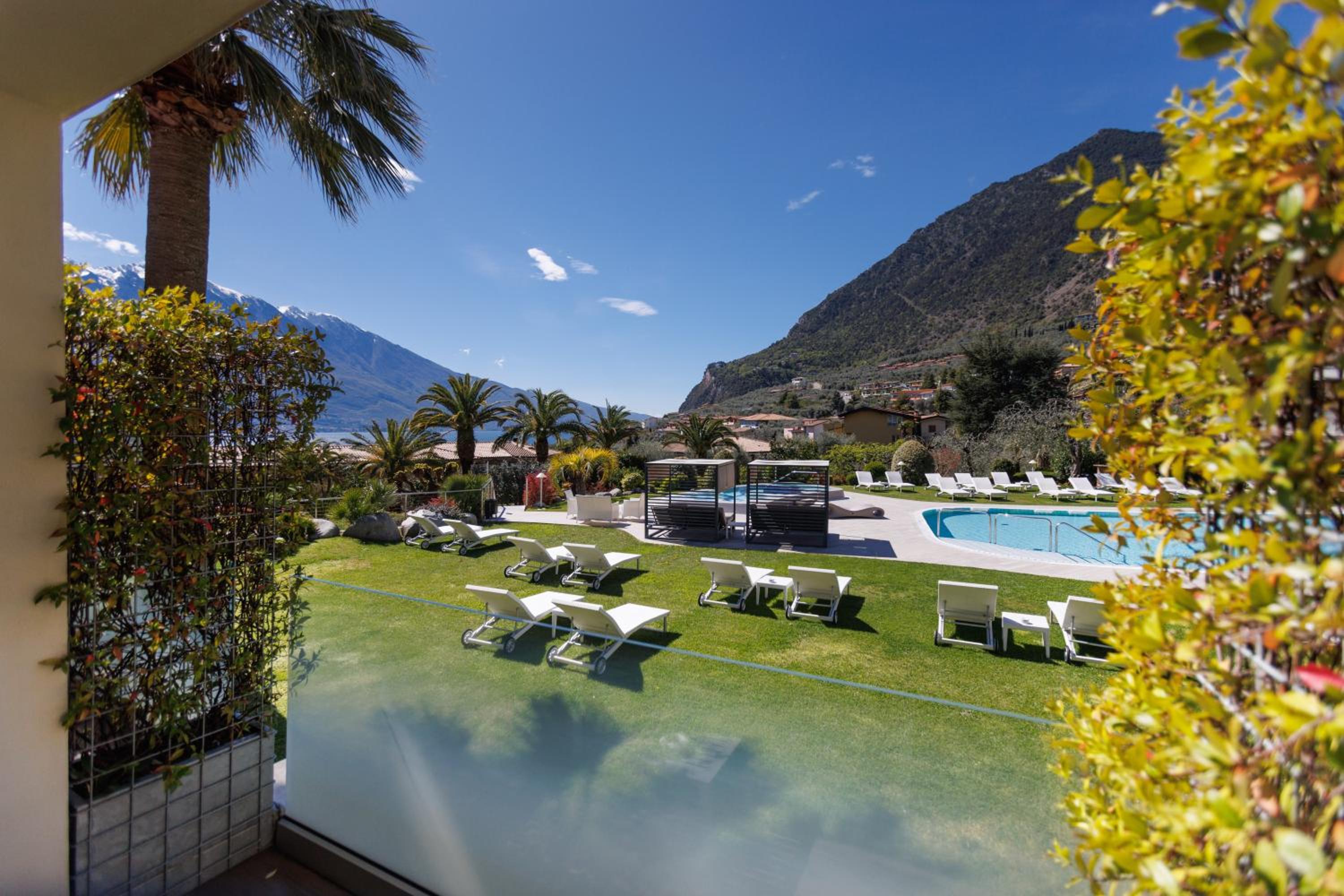 Prestige Double Room with Garden View - Photo 8