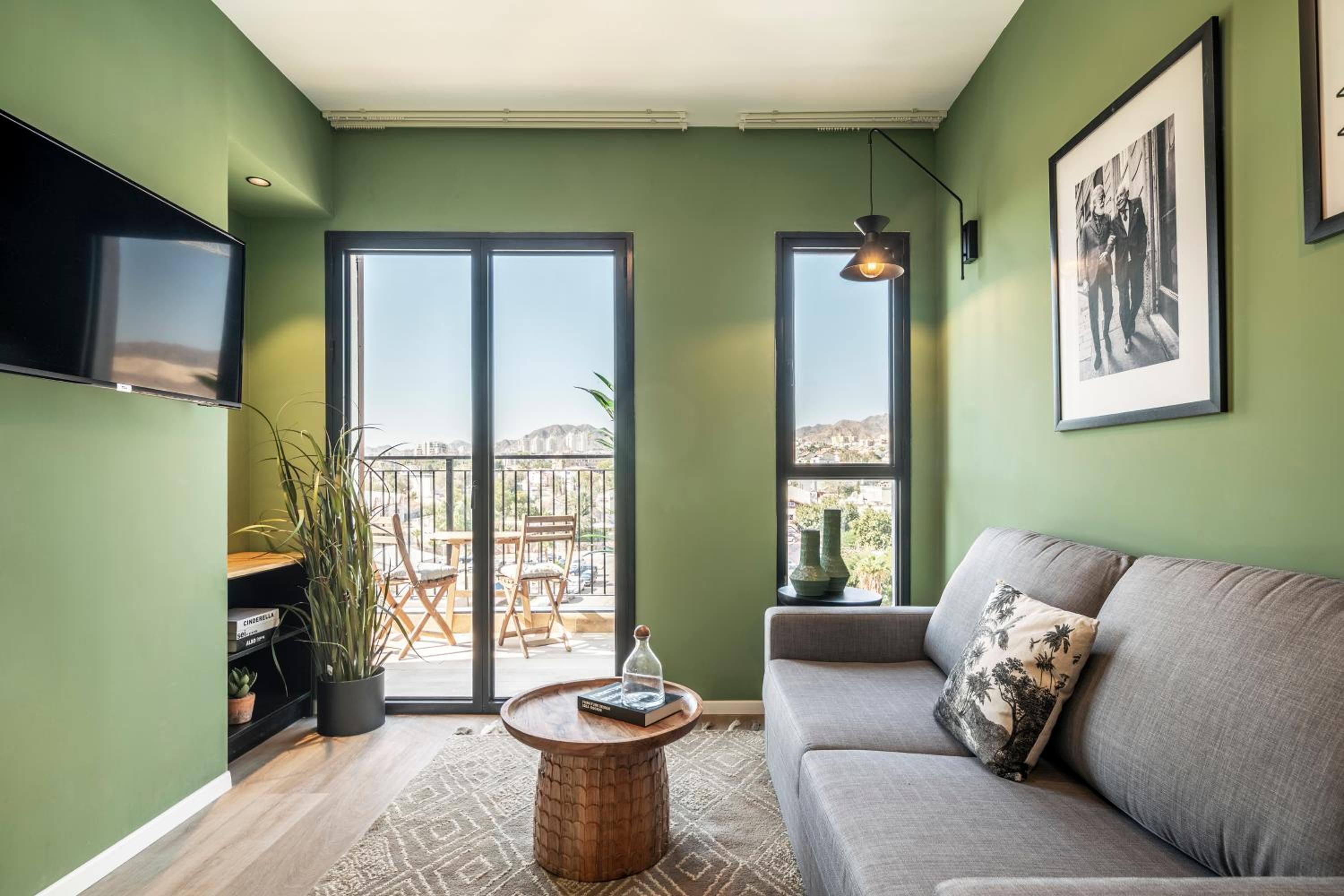 One-Bedroom Apartment with Balcony