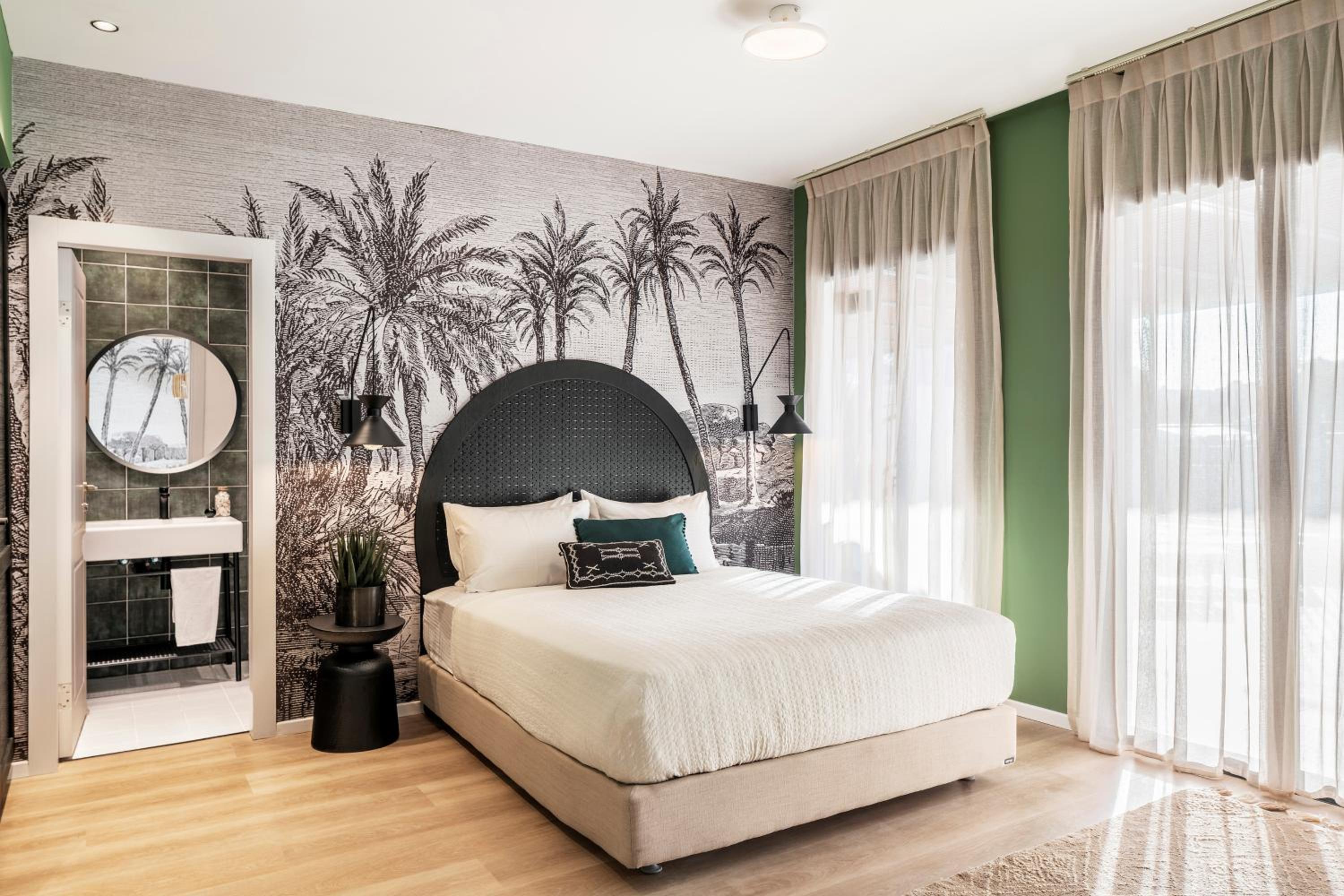 Studio Apartment with Terrace and Plunge Pool - Photo 9
