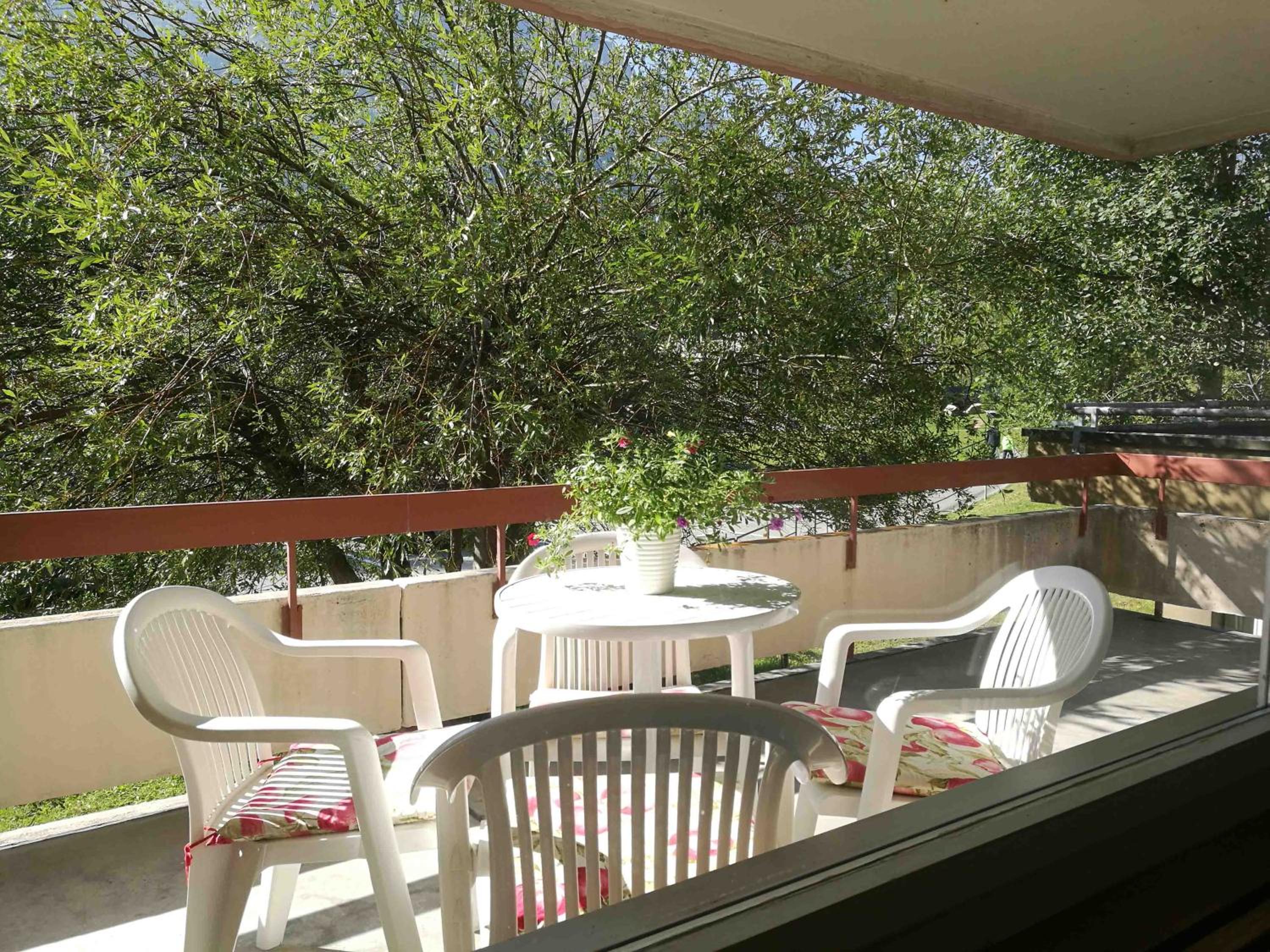 Apartment with Mountain View photo 3