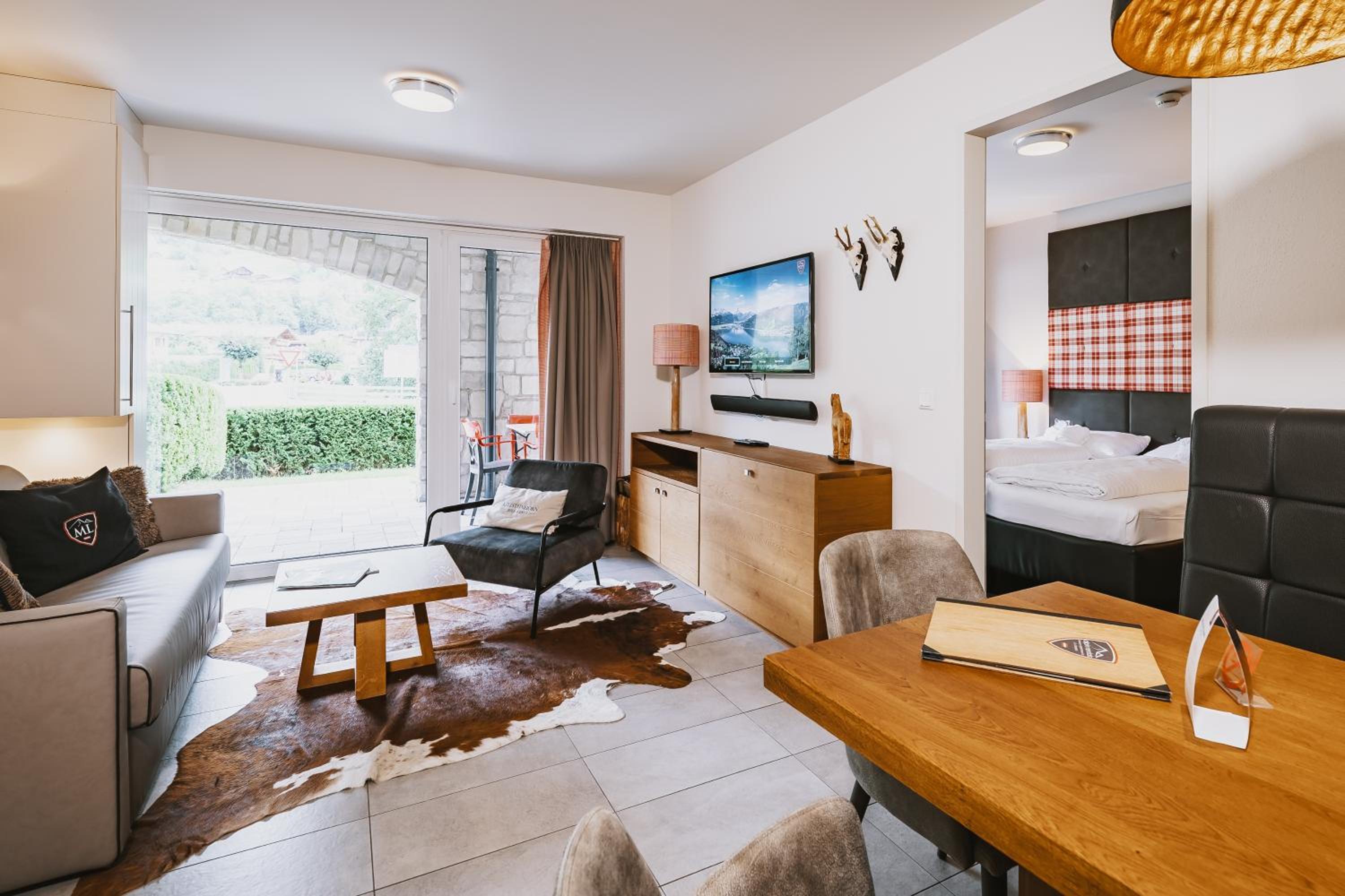 One-Bedroom Suite photo 1