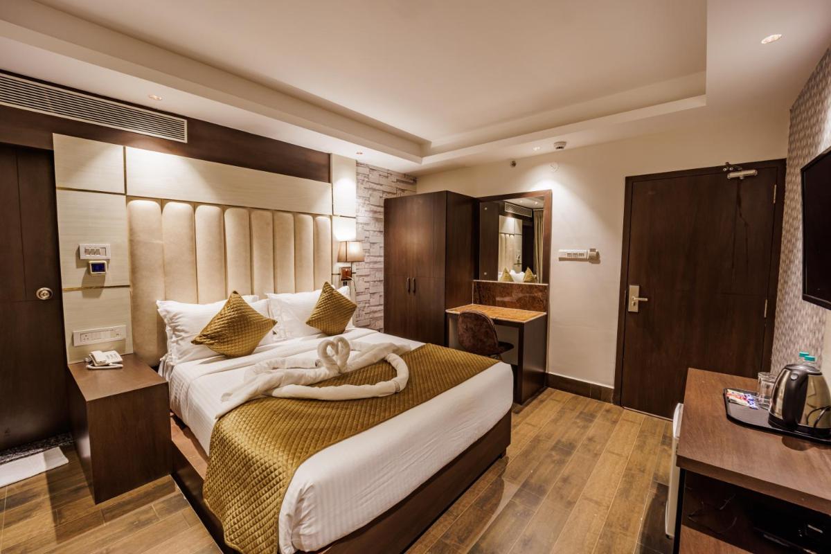 Deluxe Room - Photo 4