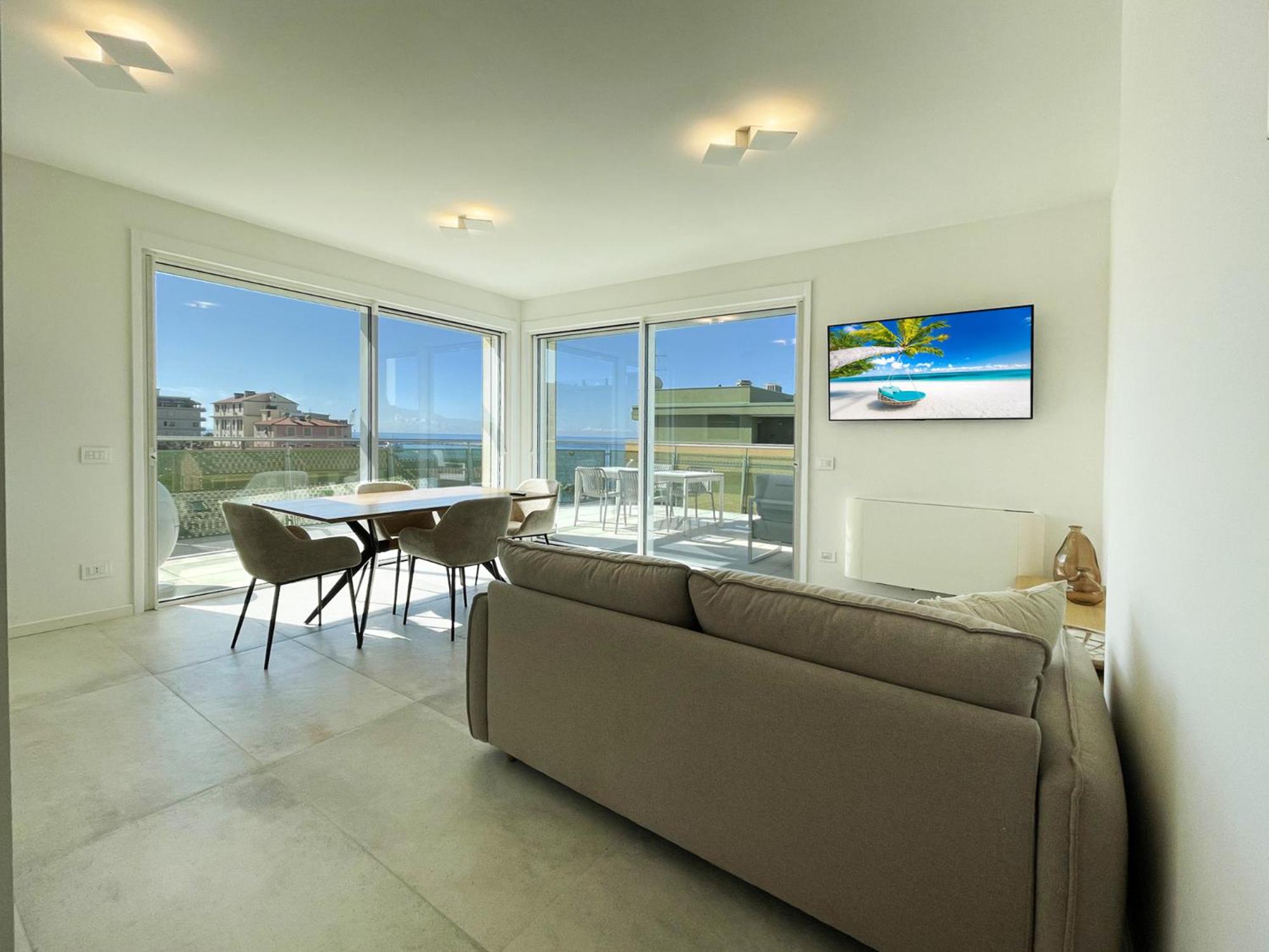 Deluxe Apartment