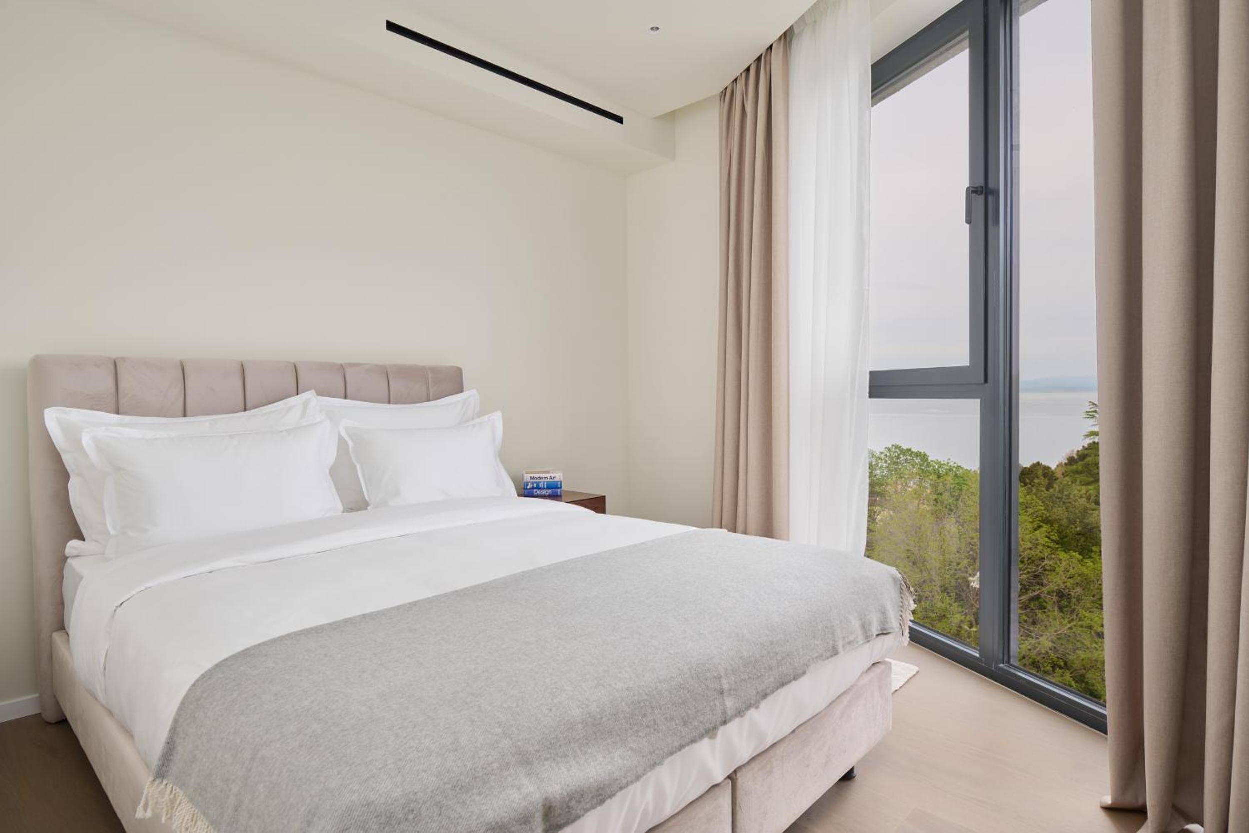 Premium Family Apartment with Sofa bed - Photo 8
