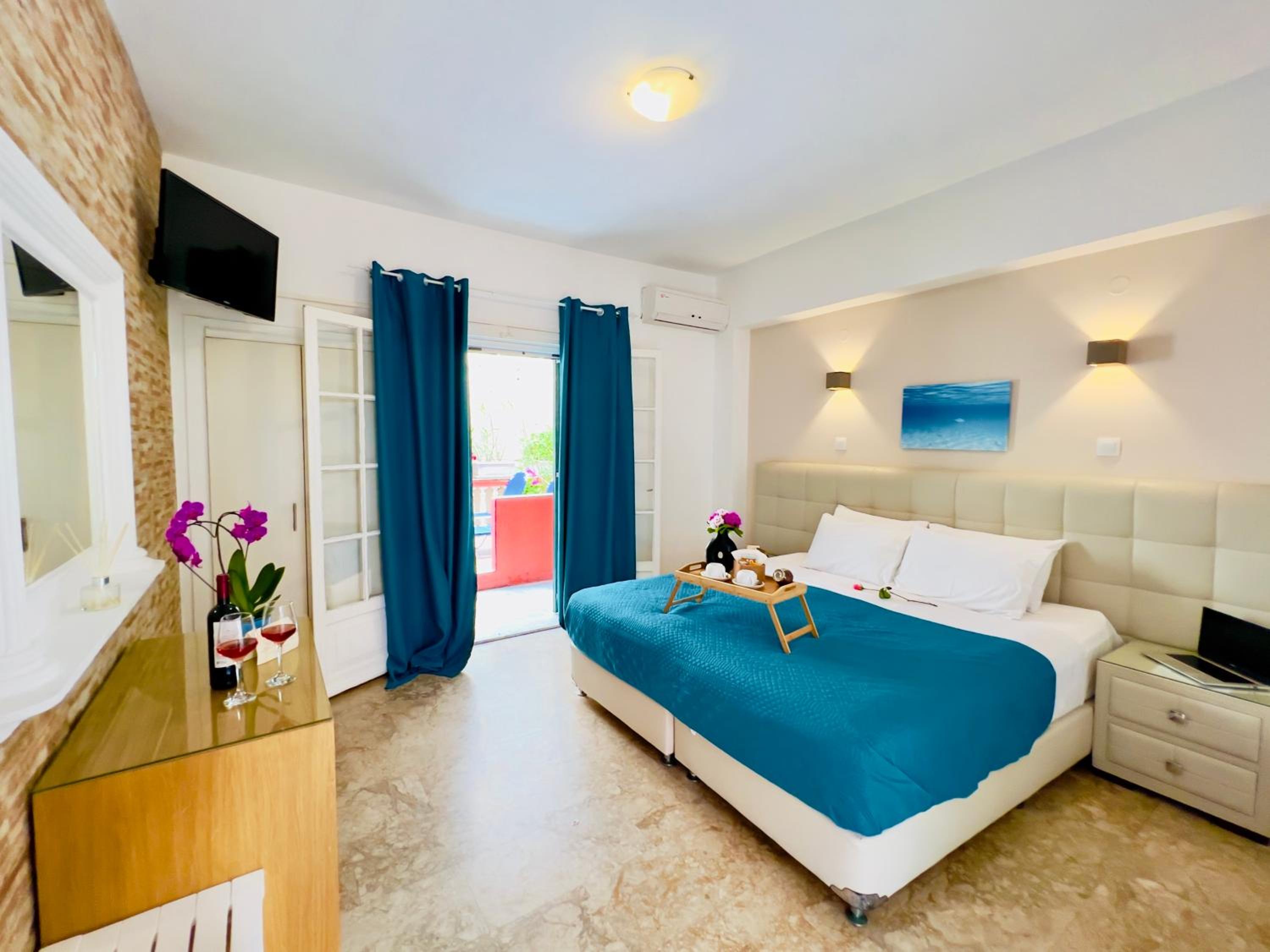 Standard Double Room - Photo 4