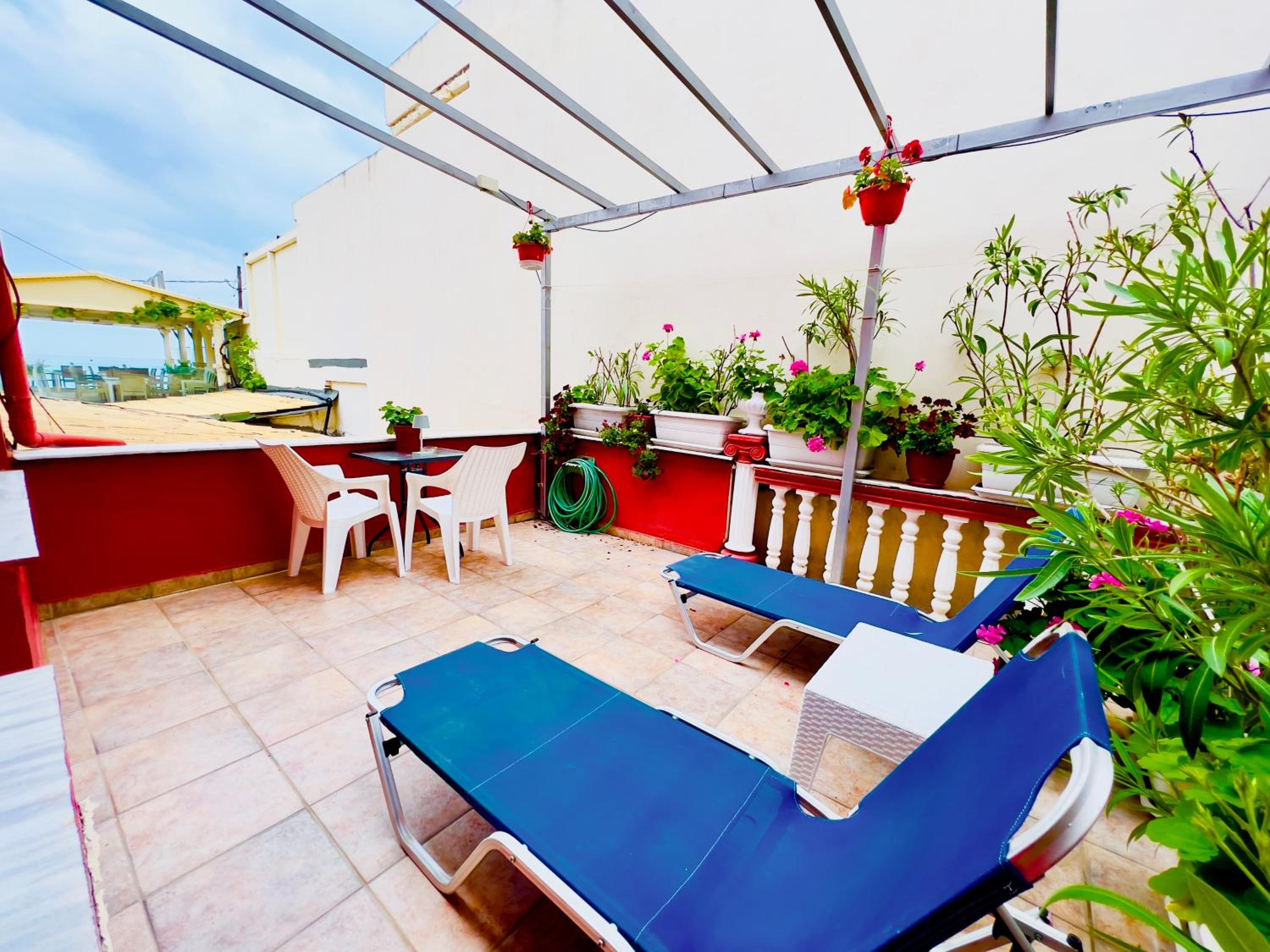 Standard Double Room - Photo 15