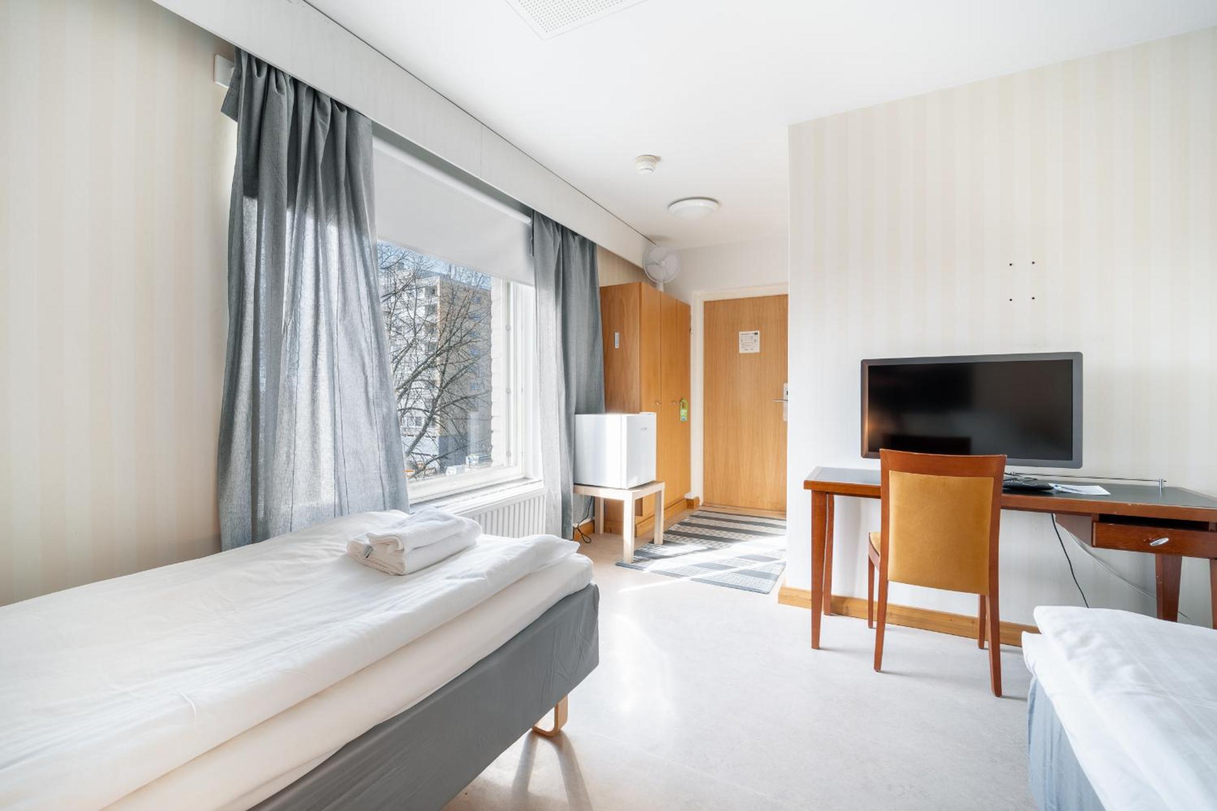 Standard Twin Room photo 2