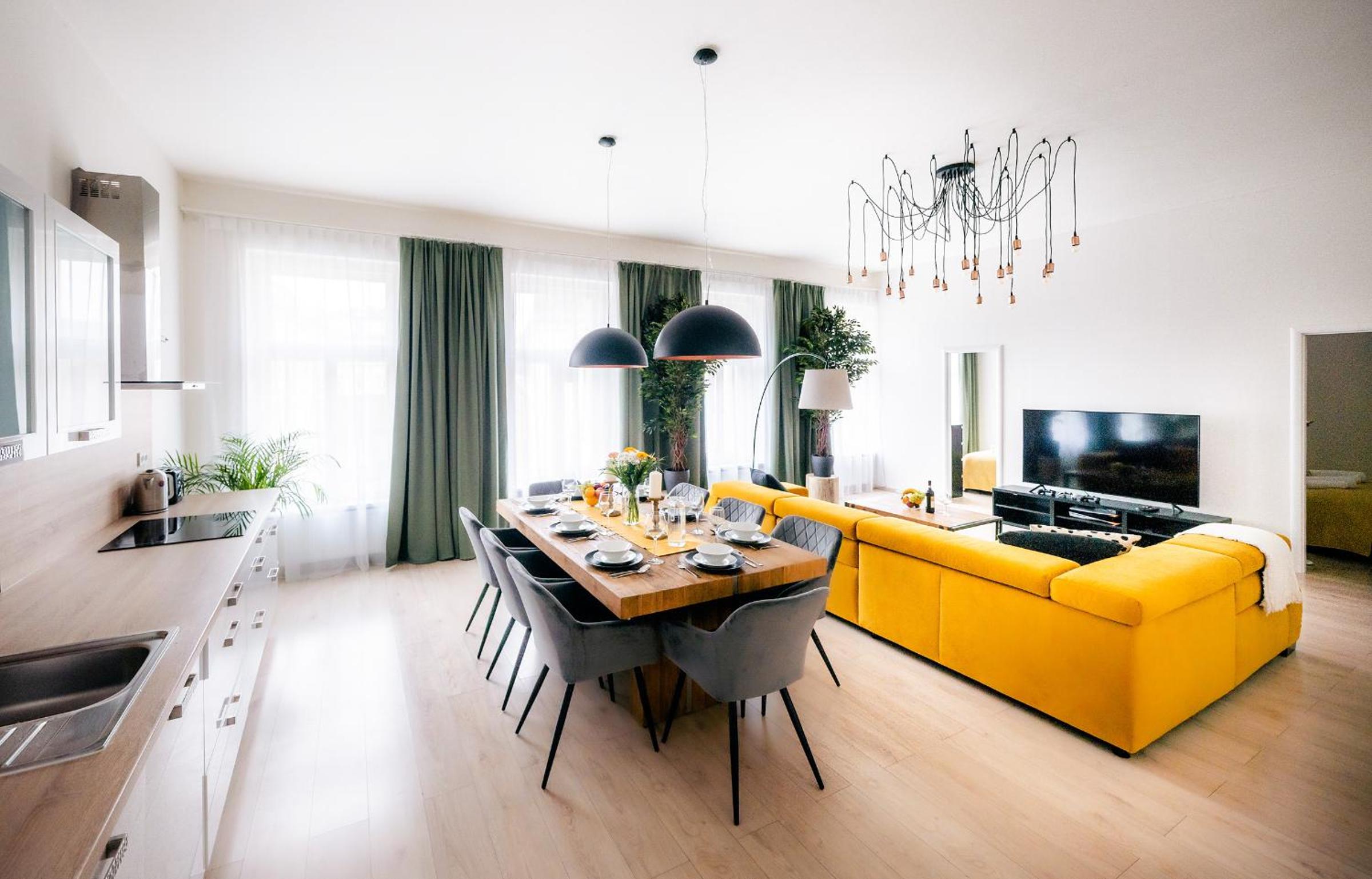 Standard Two-Bedroom Apartment thumbnail 5