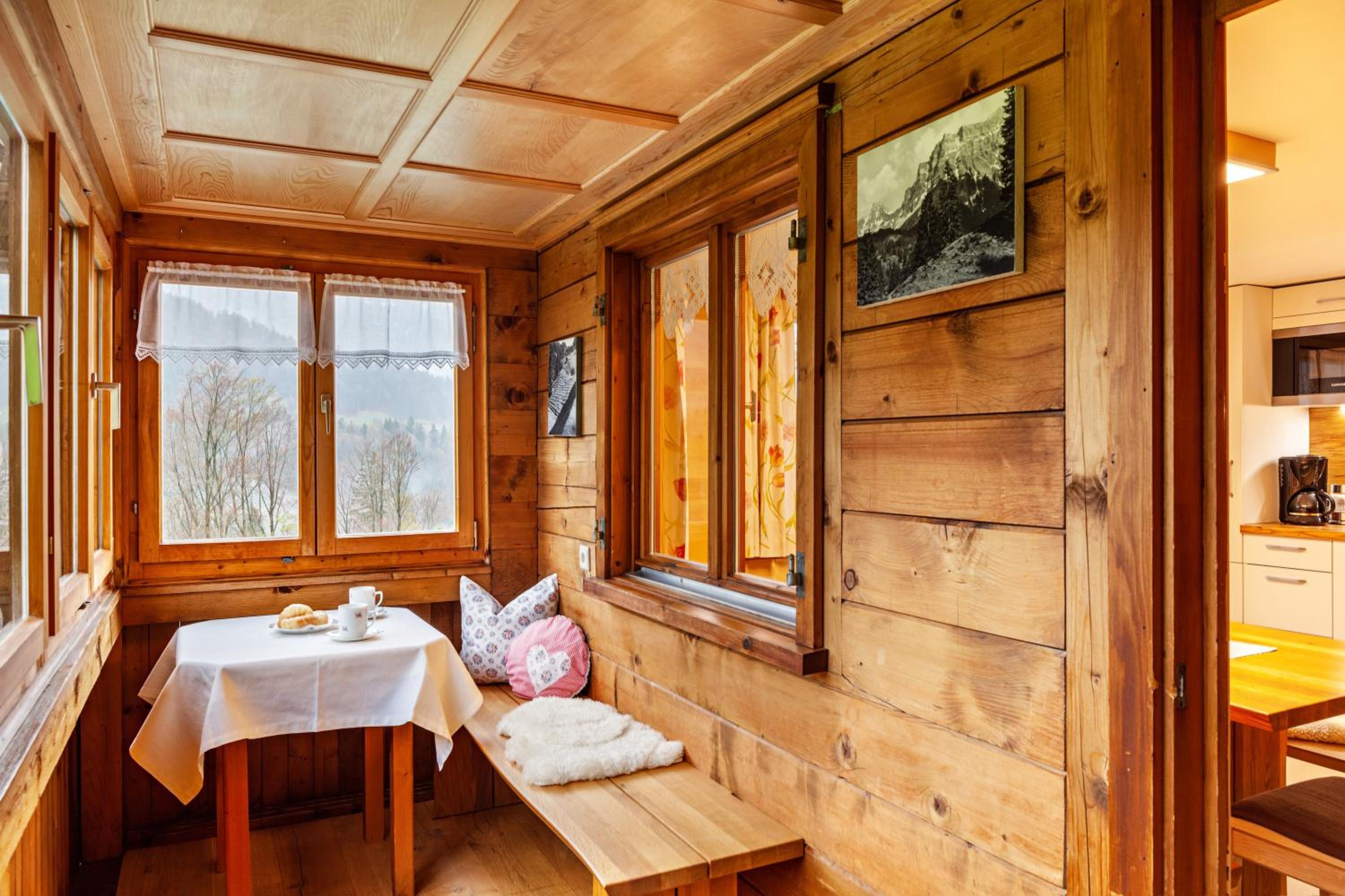 Three-Bedroom House photo 2