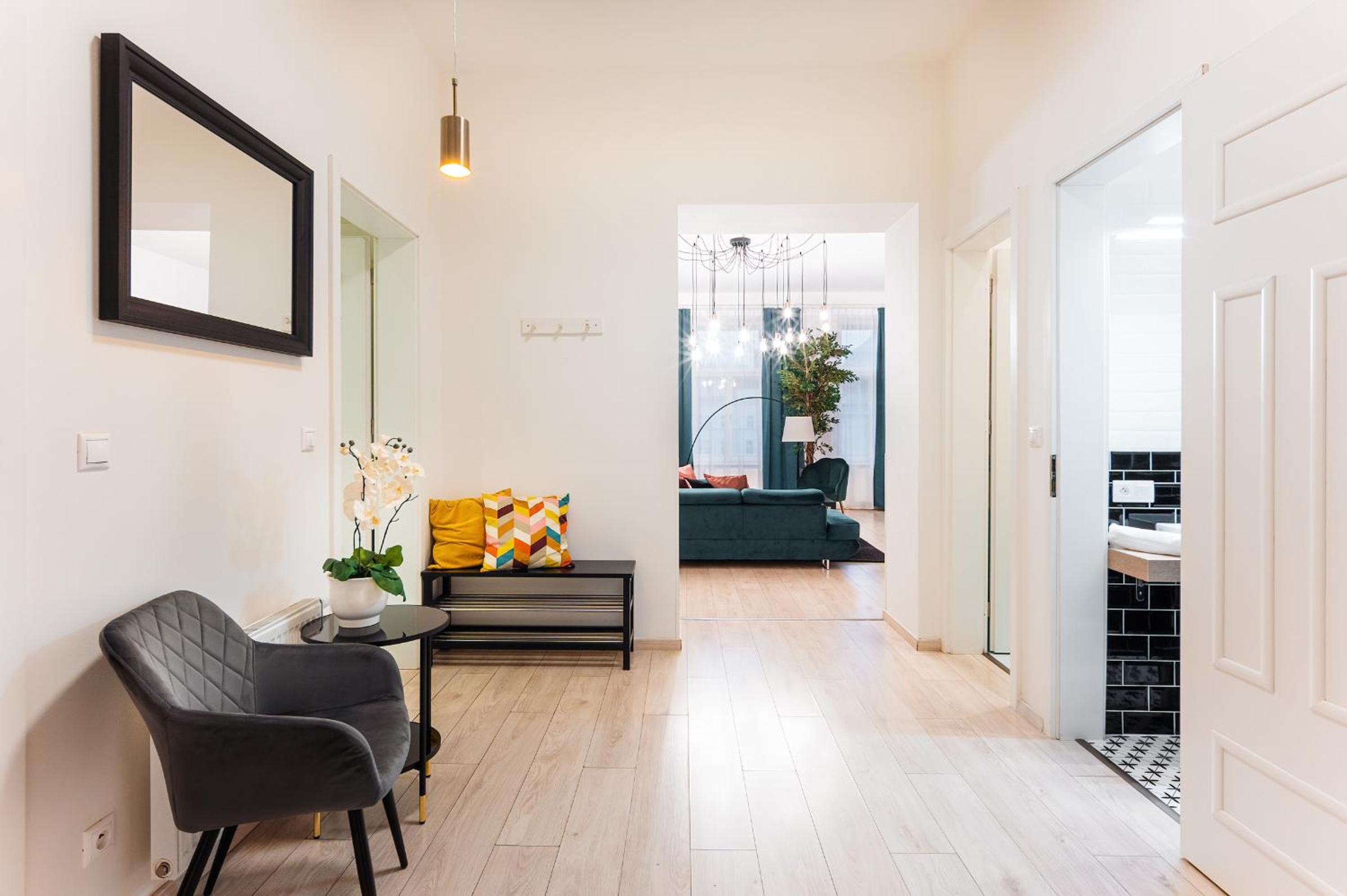 Deluxe Apartment