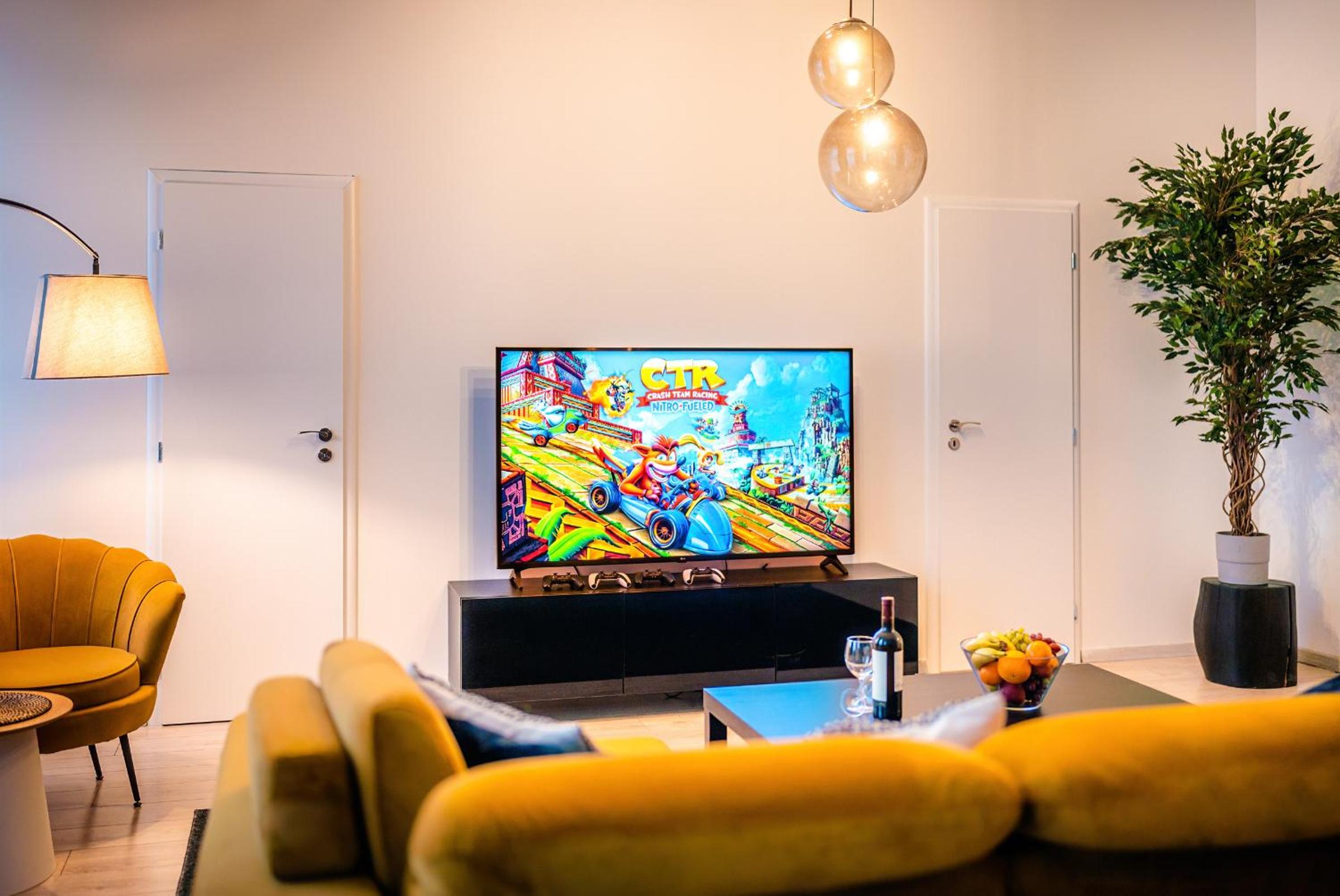 Standard Apartment thumbnail 6