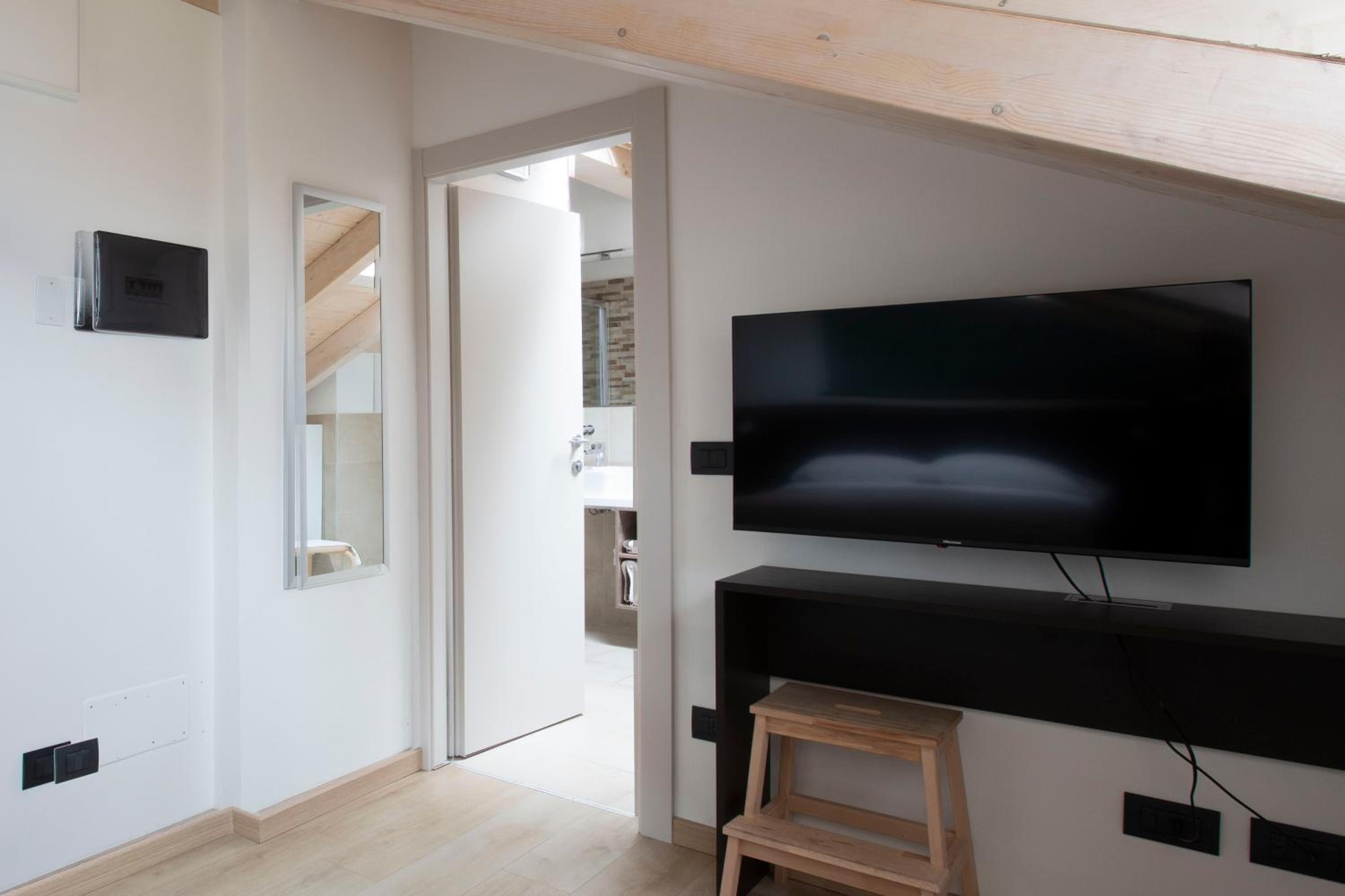 Superior Double Room - Photo 5