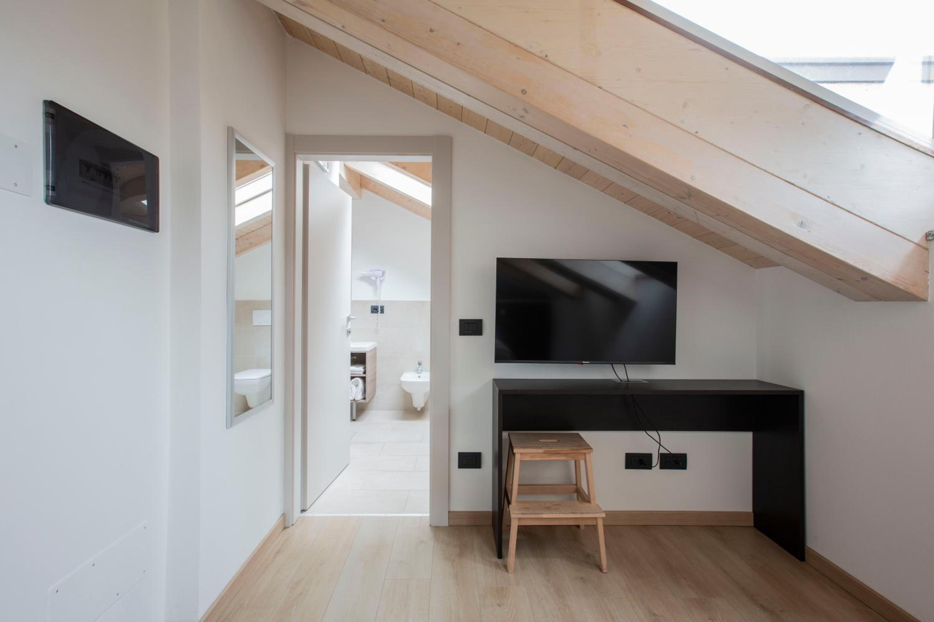 Superior Double Room - Photo 7