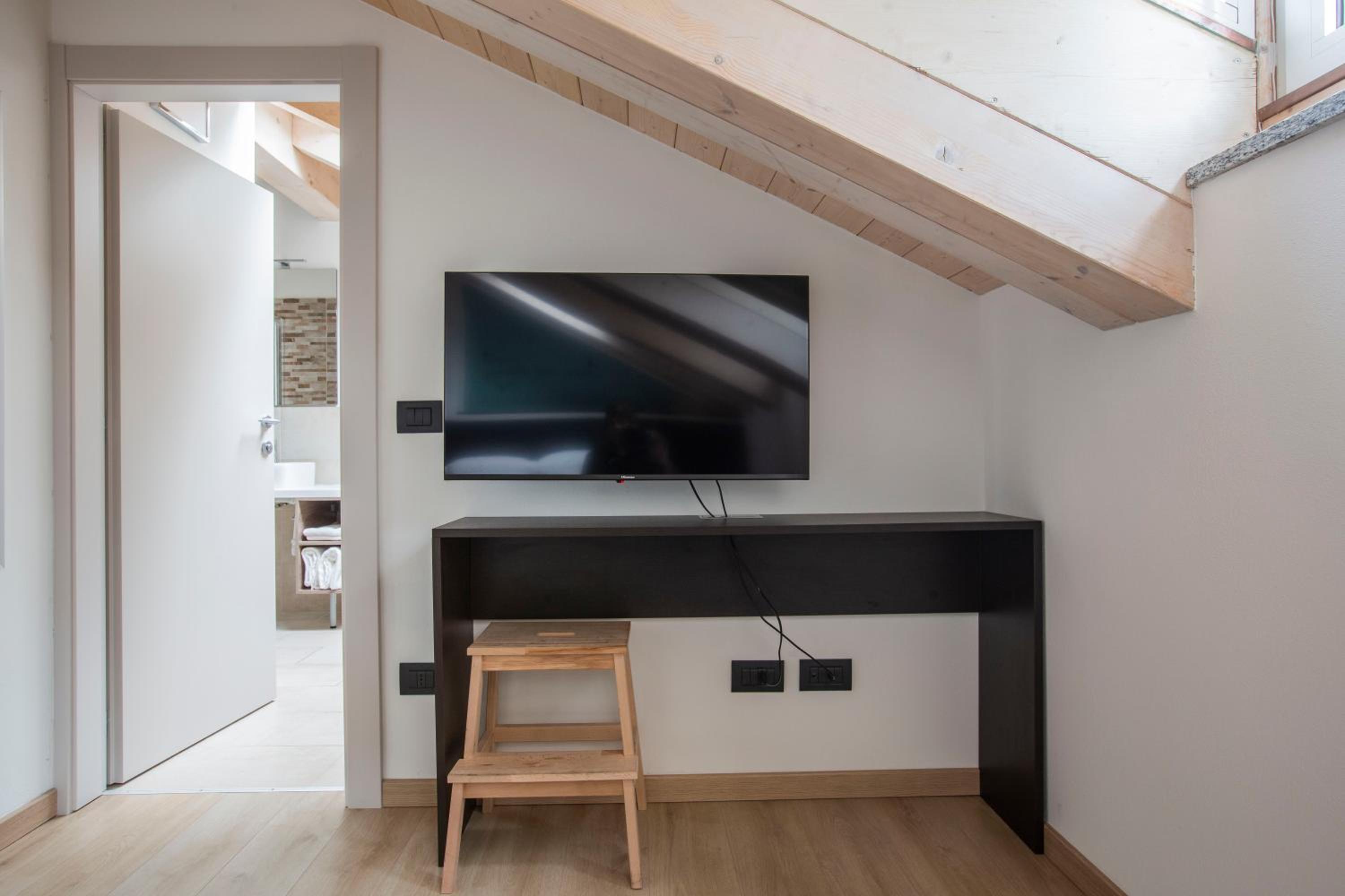 Superior Double Room - Photo 9
