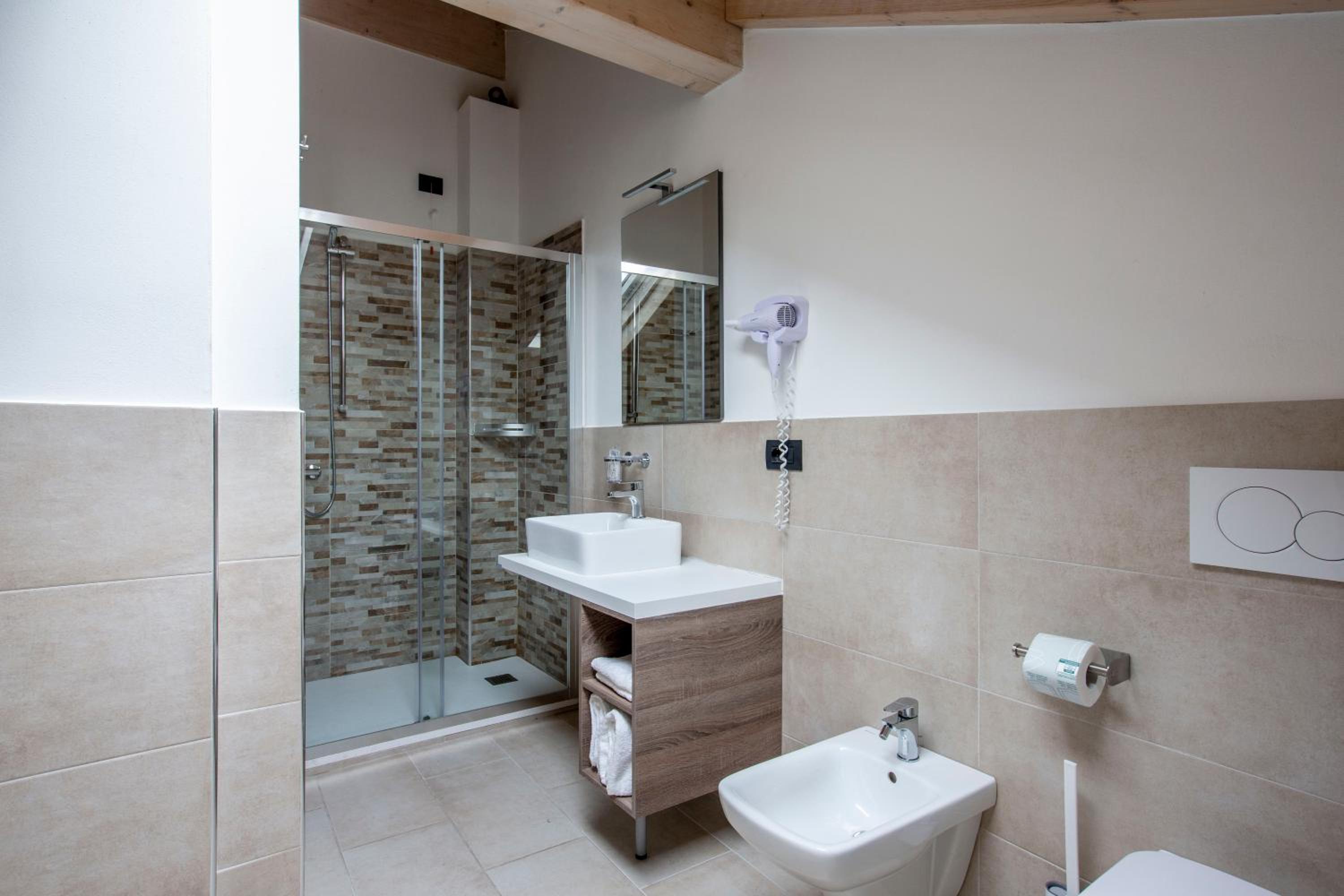 Superior Double Room - Photo 16