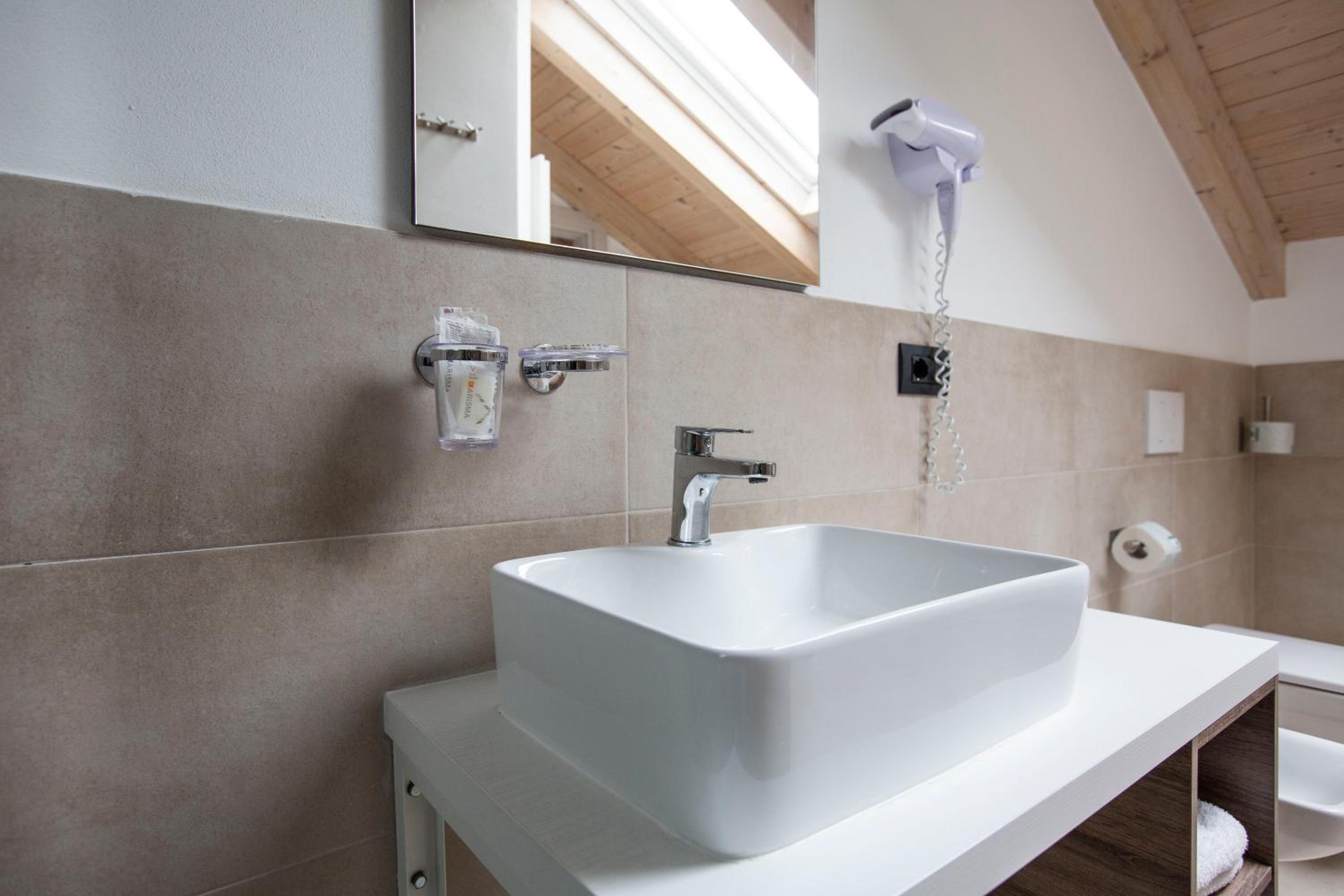 Superior Double Room - Photo 17