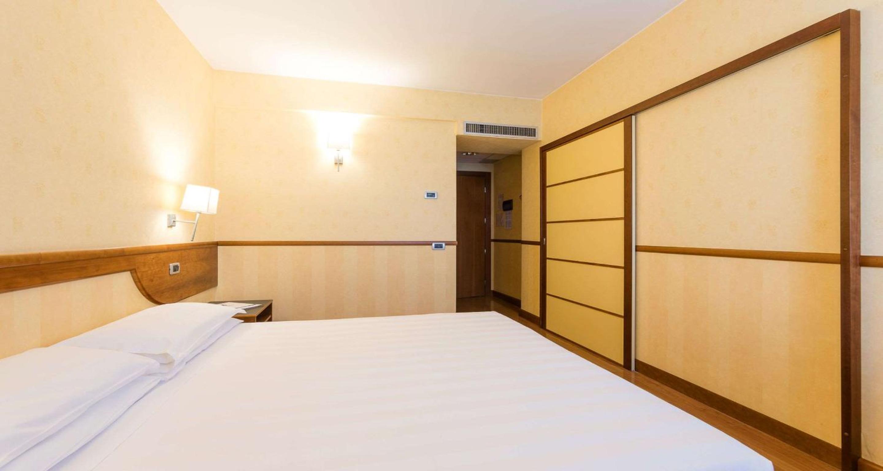 Classic King Room - Photo 1