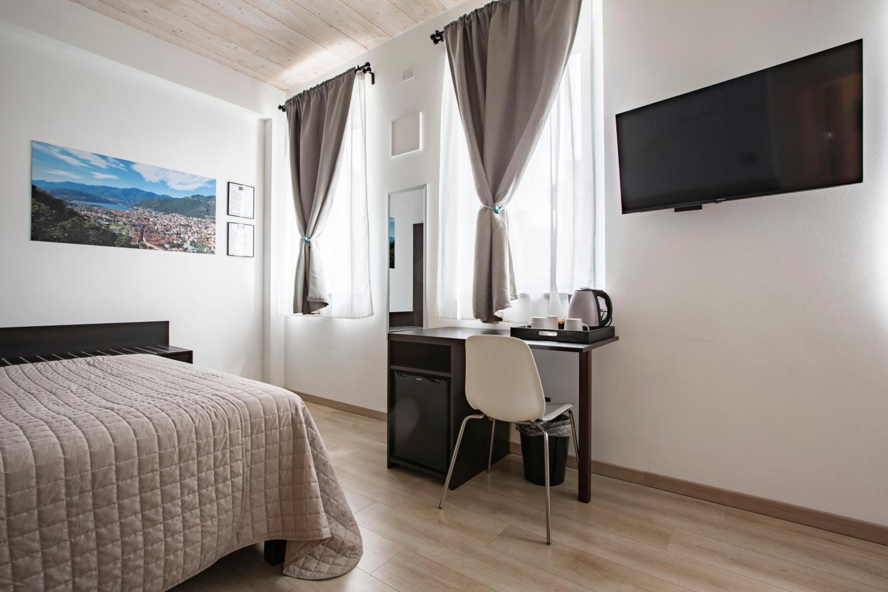 Standard Triple Room - Photo 6