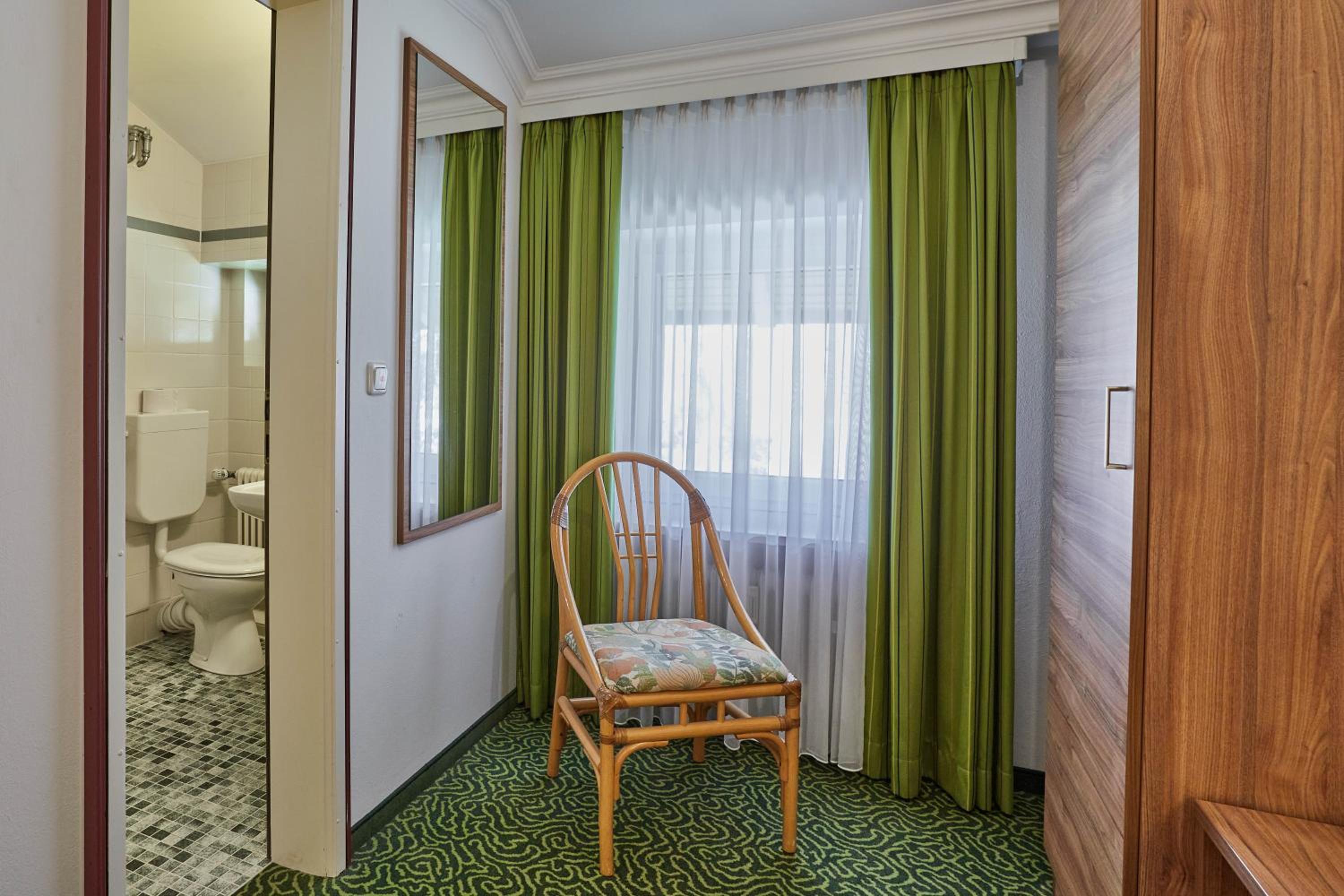 Classic Double Room - Photo 6