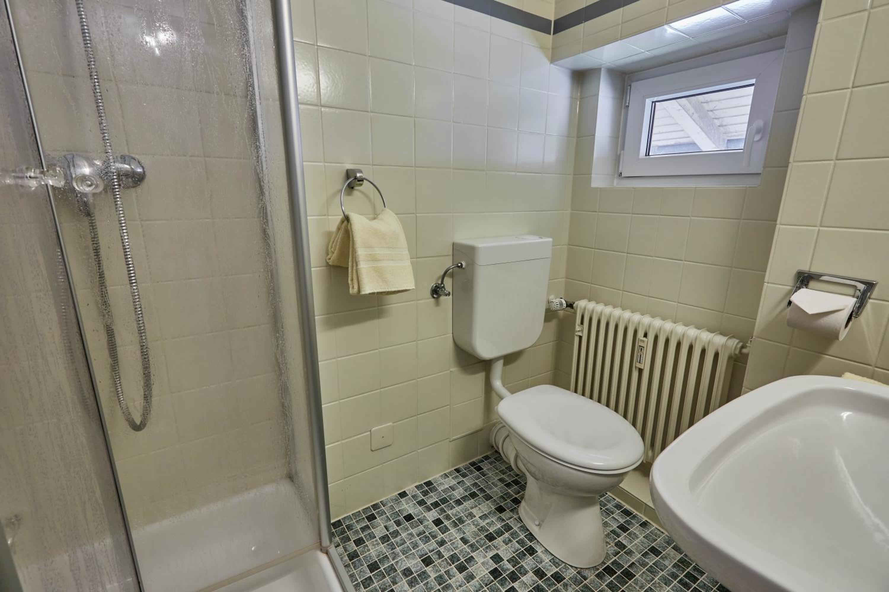 Classic Double Room - Photo 7