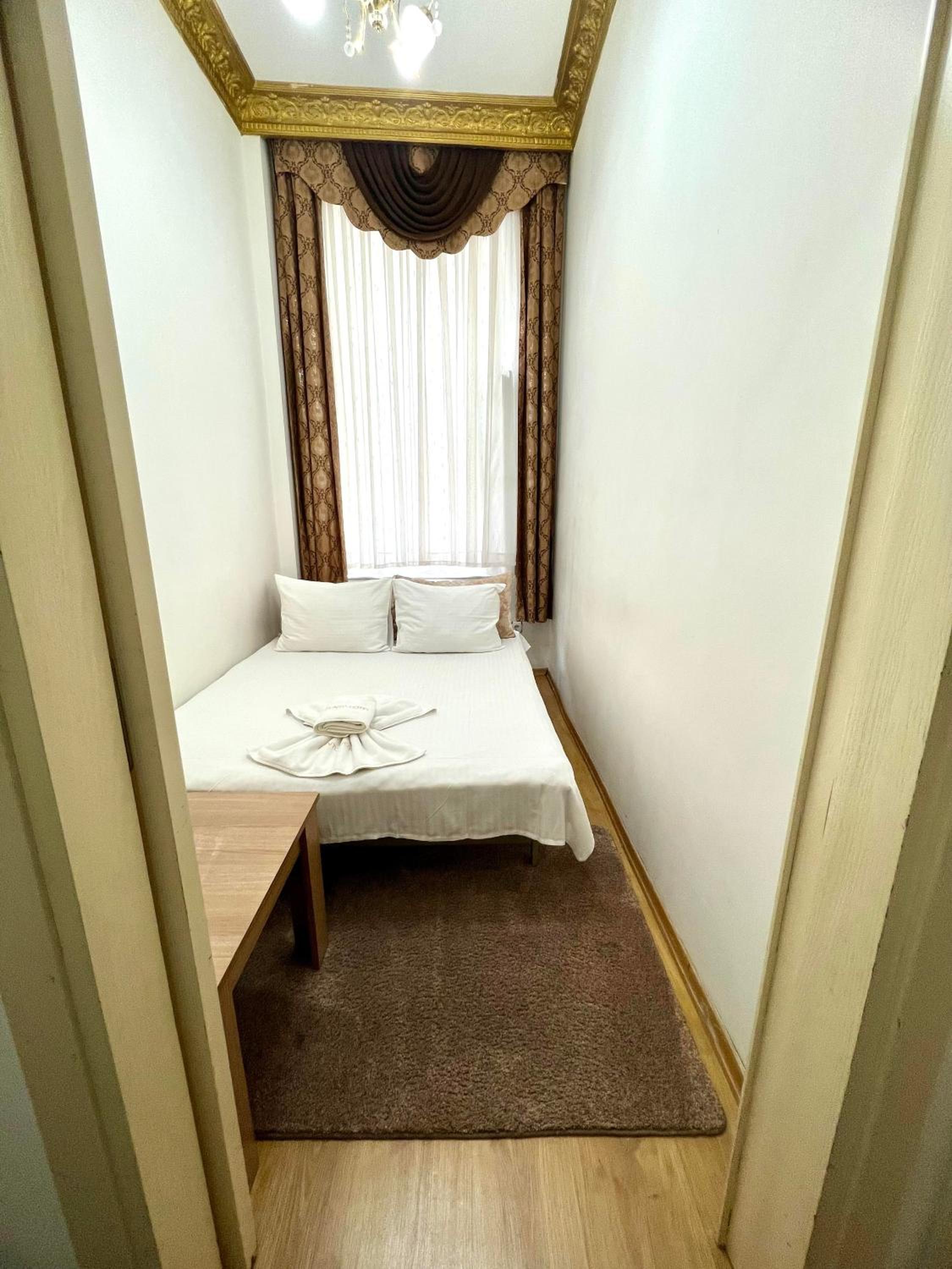 Superior Triple Room photo 2