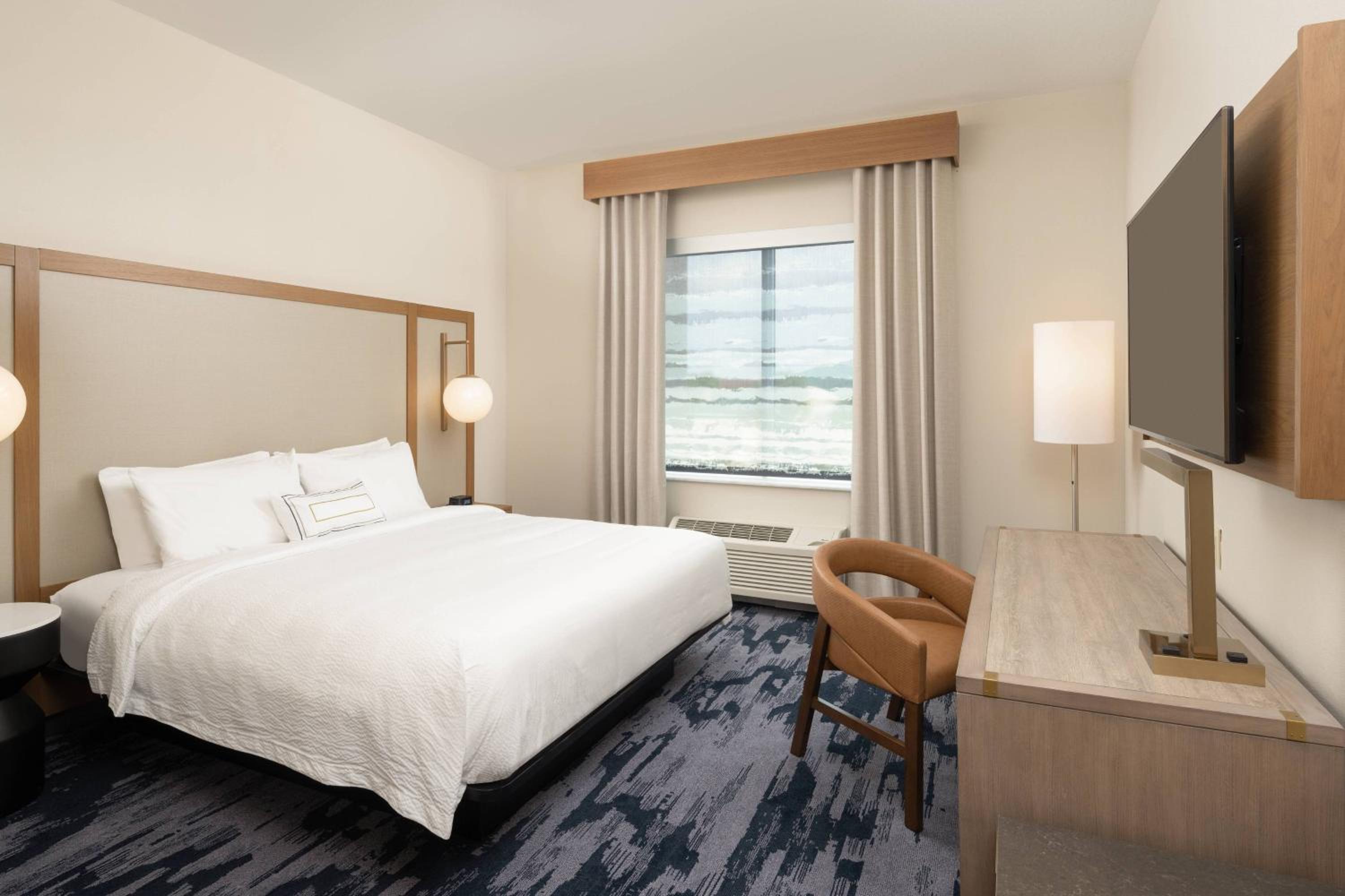 Guest Room, 1 King