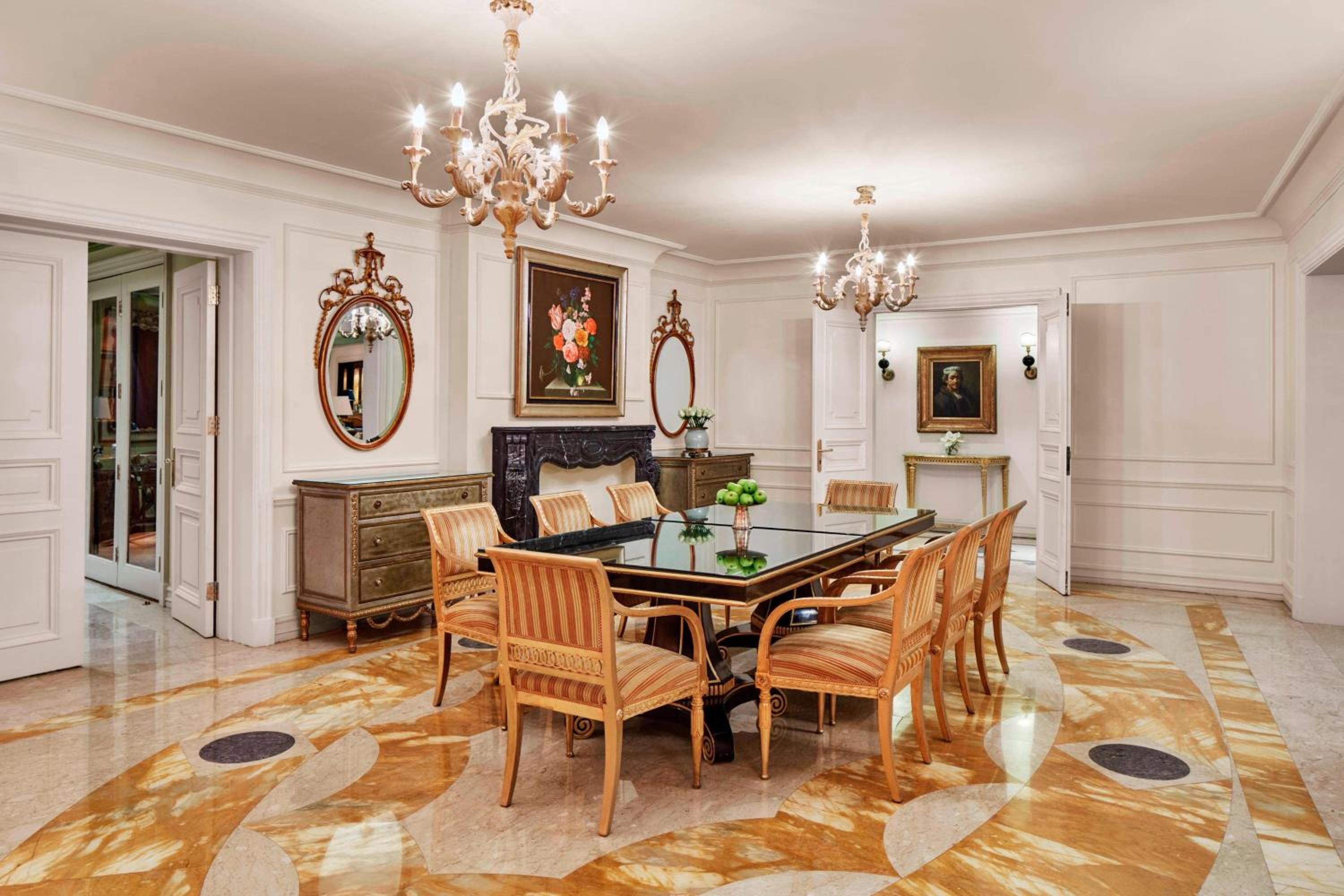 Royal Suite - Photo 9