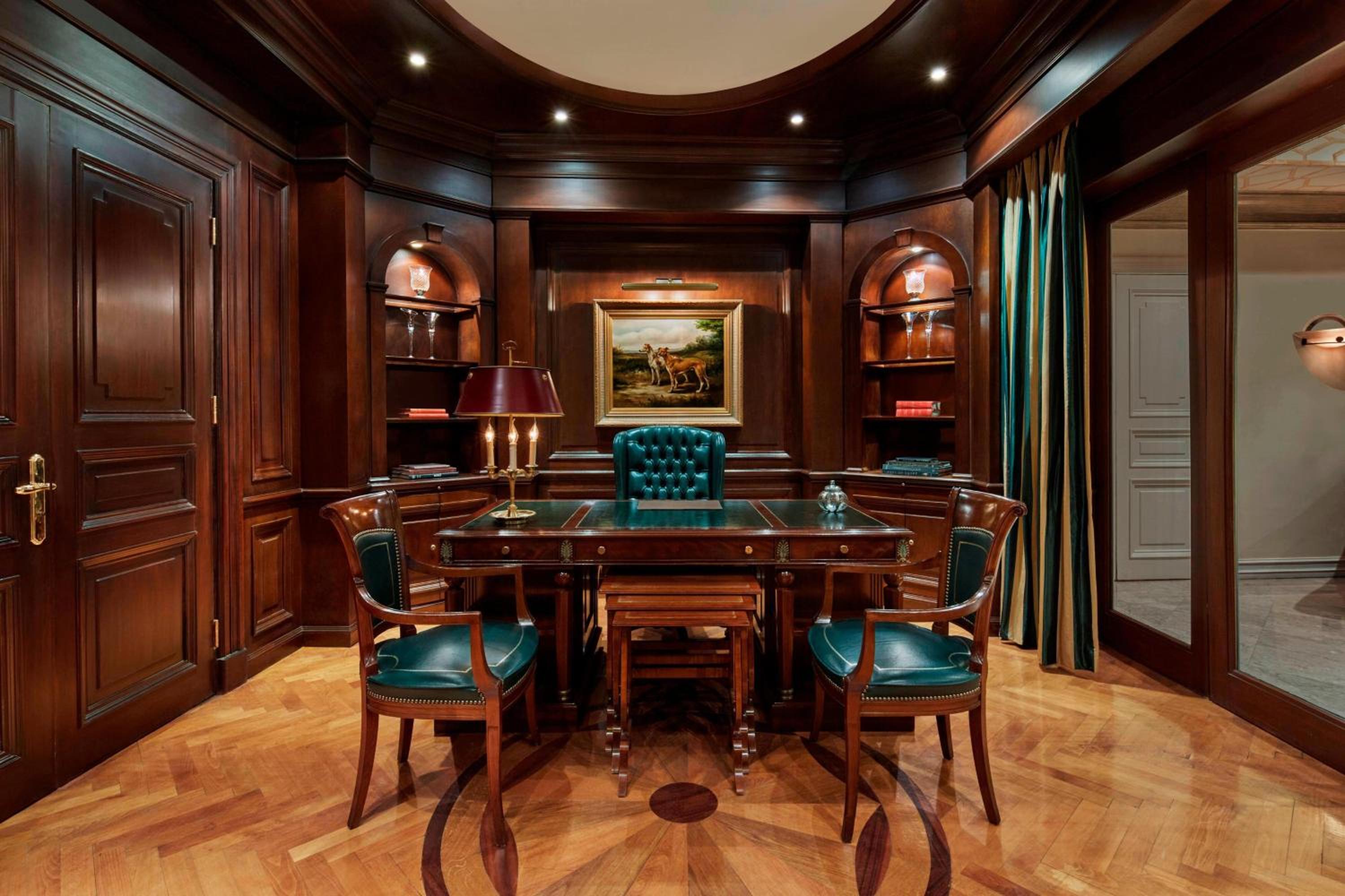 Royal Suite - Photo 10