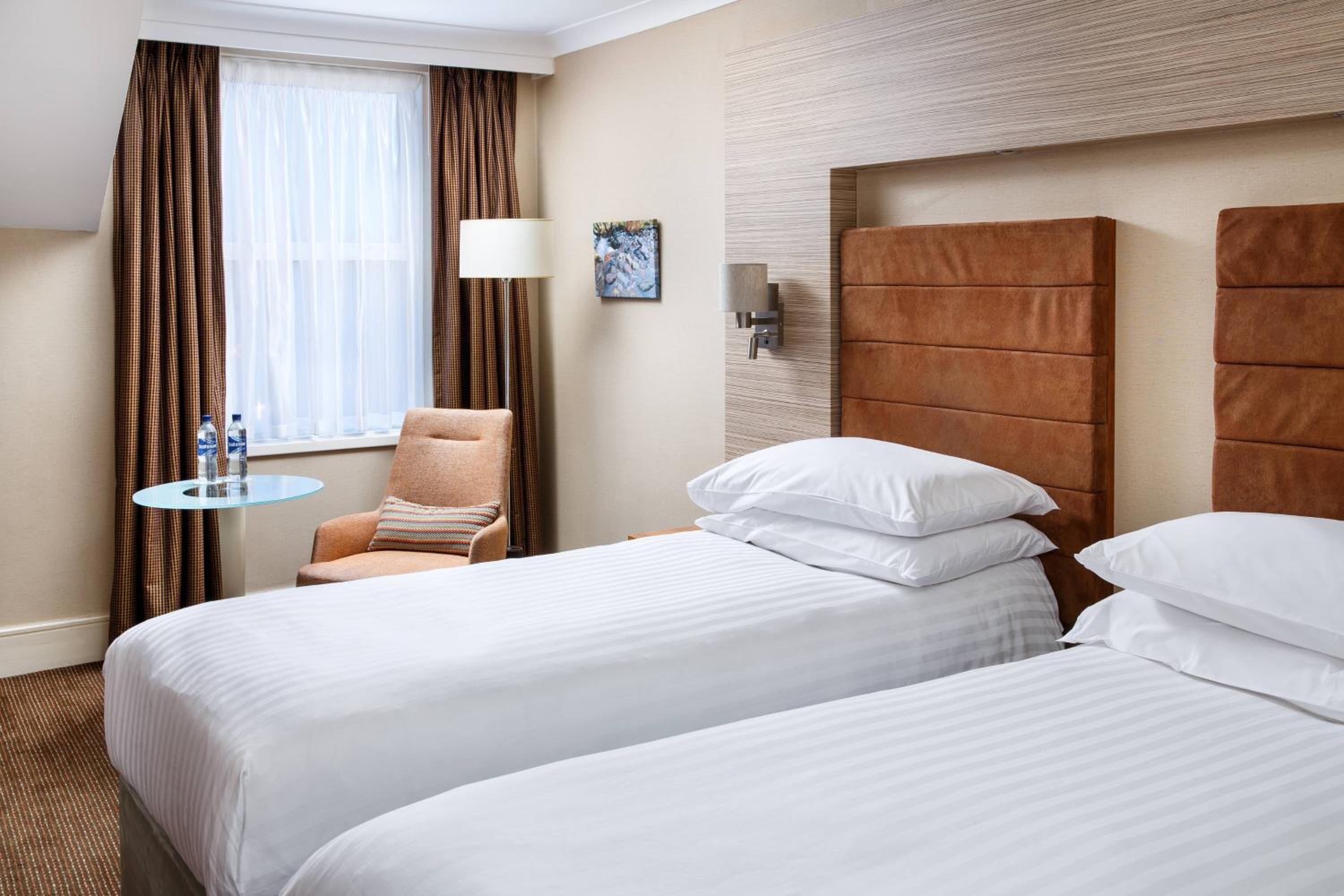 Deluxe Twin Room photo 2