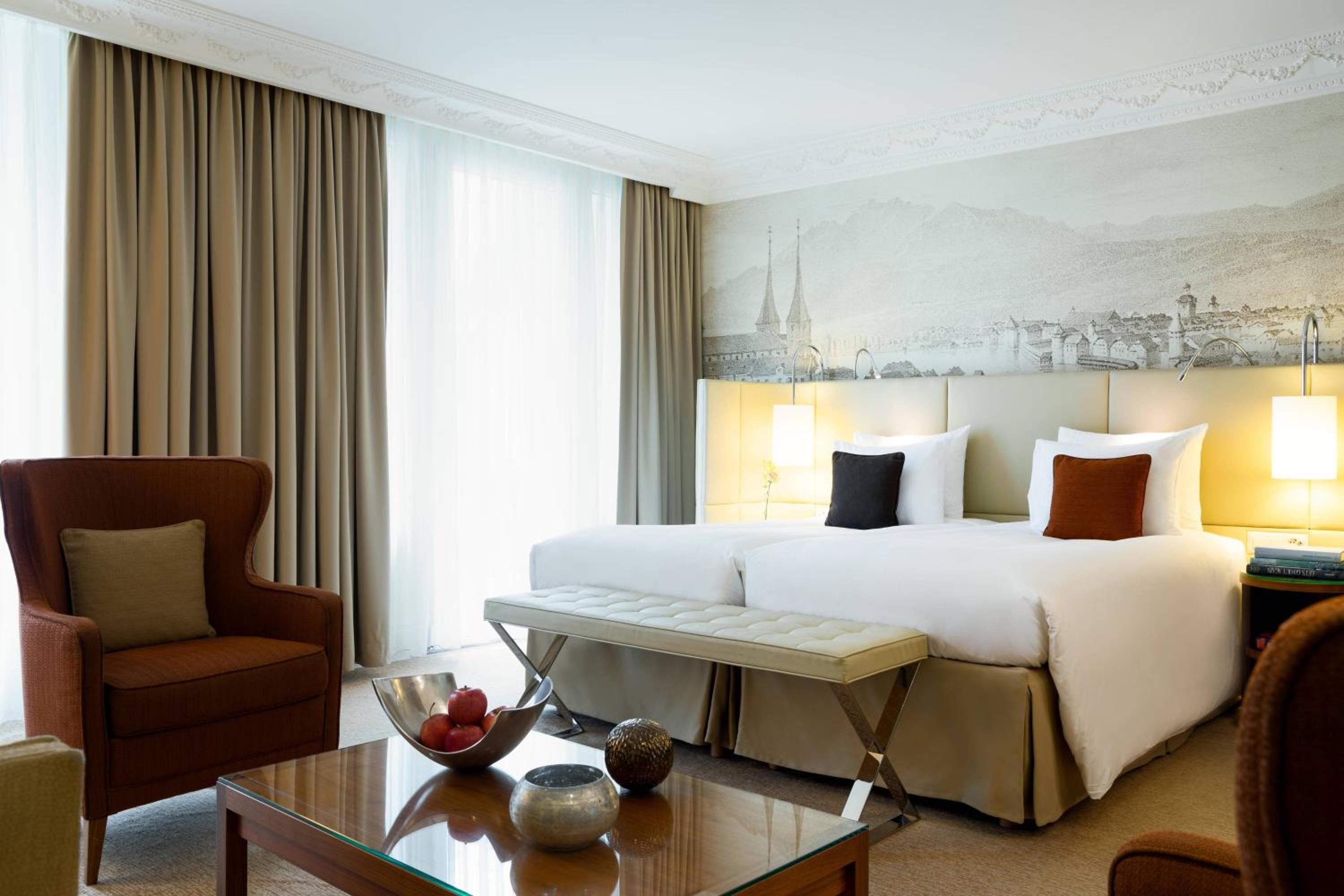 Junior Suite with 2 Twin/Single beds