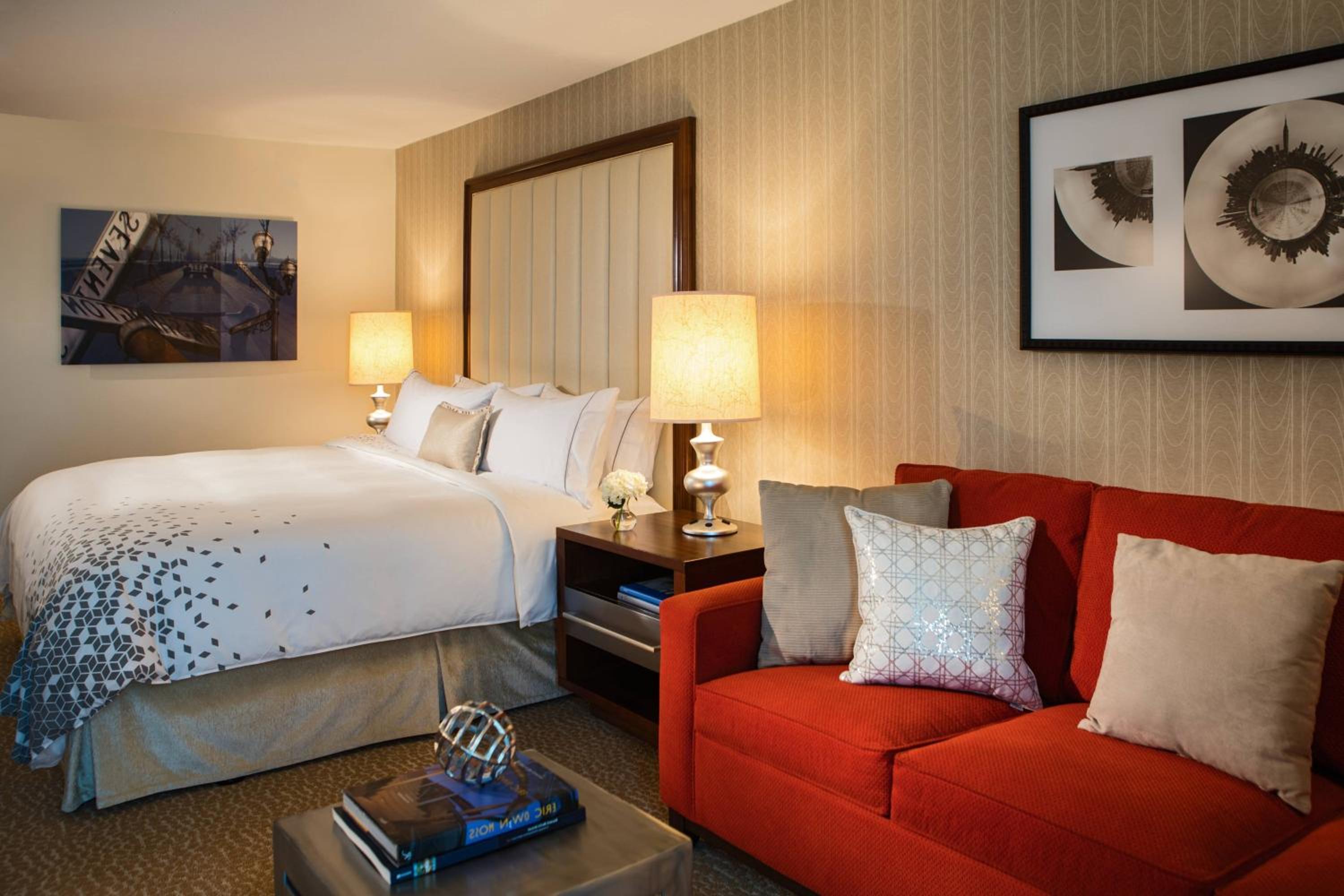 Superior King Room - Photo 1