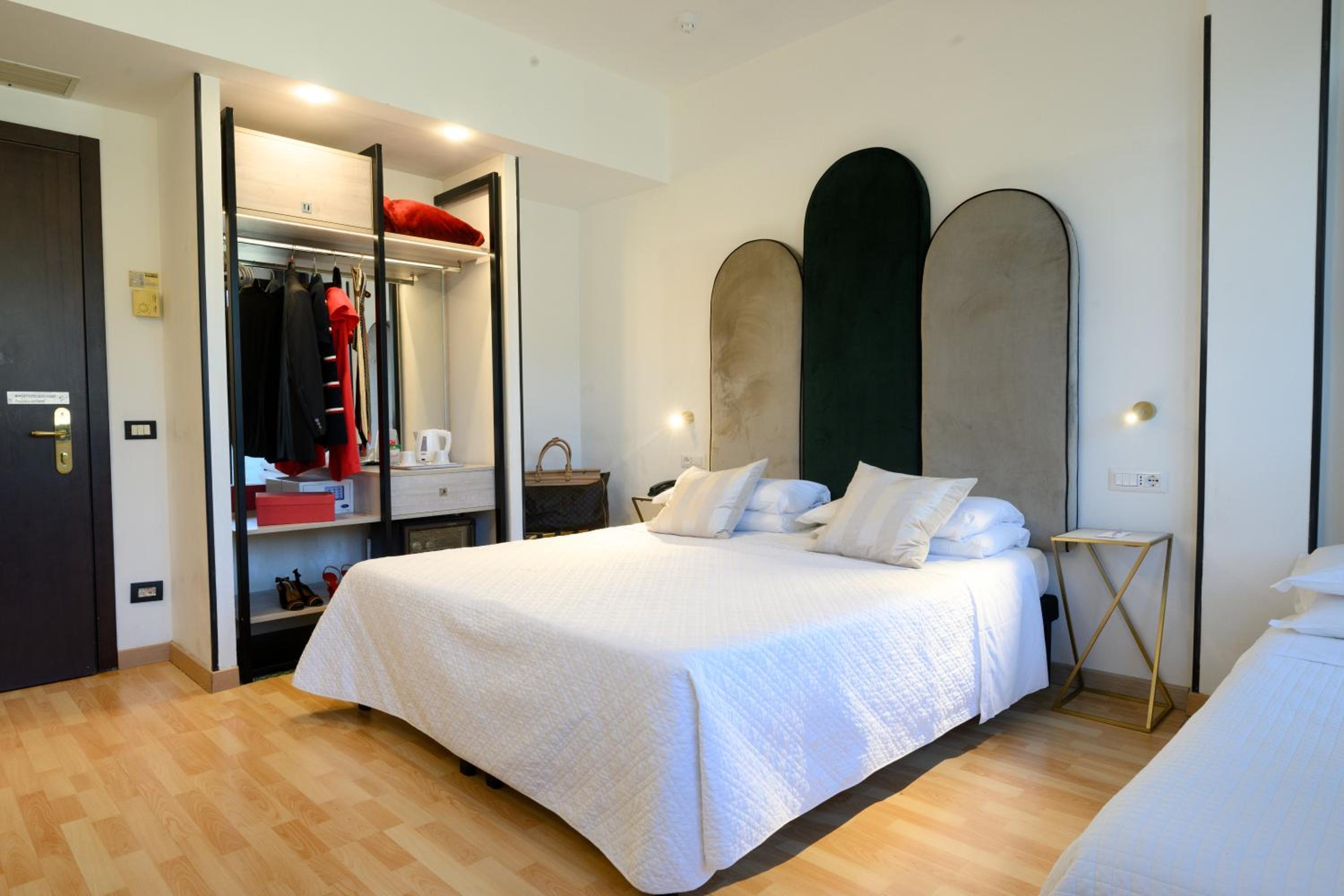 Triple Room - Photo 1