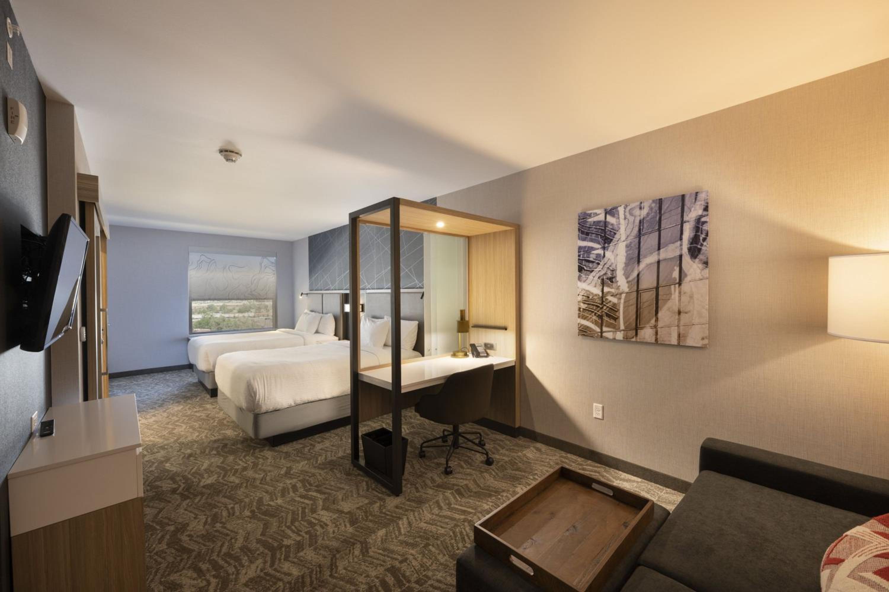 Suite with Two Queen Trundle Beds  - Photo 3