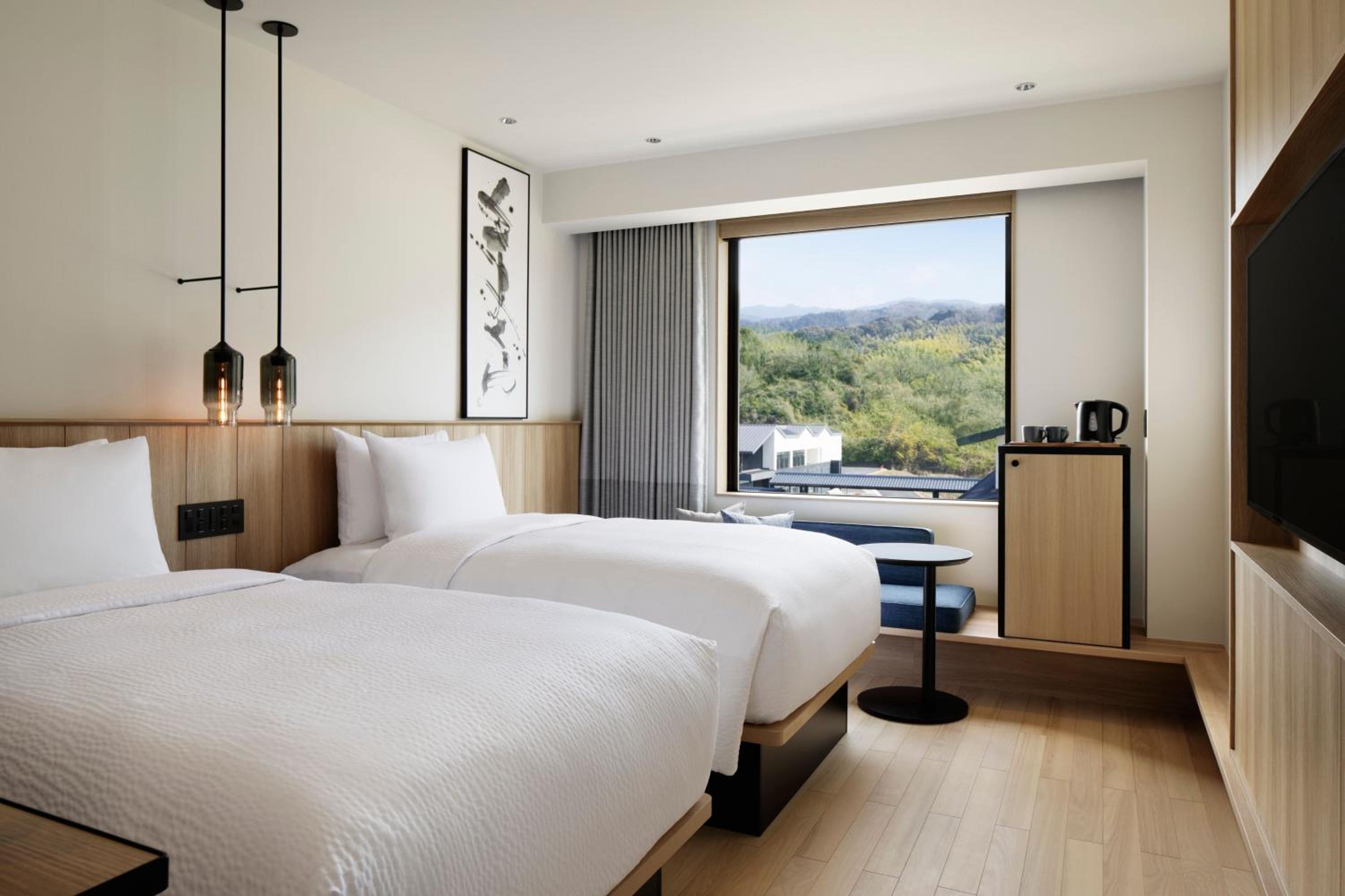 Standard Twin Room - Photo 7