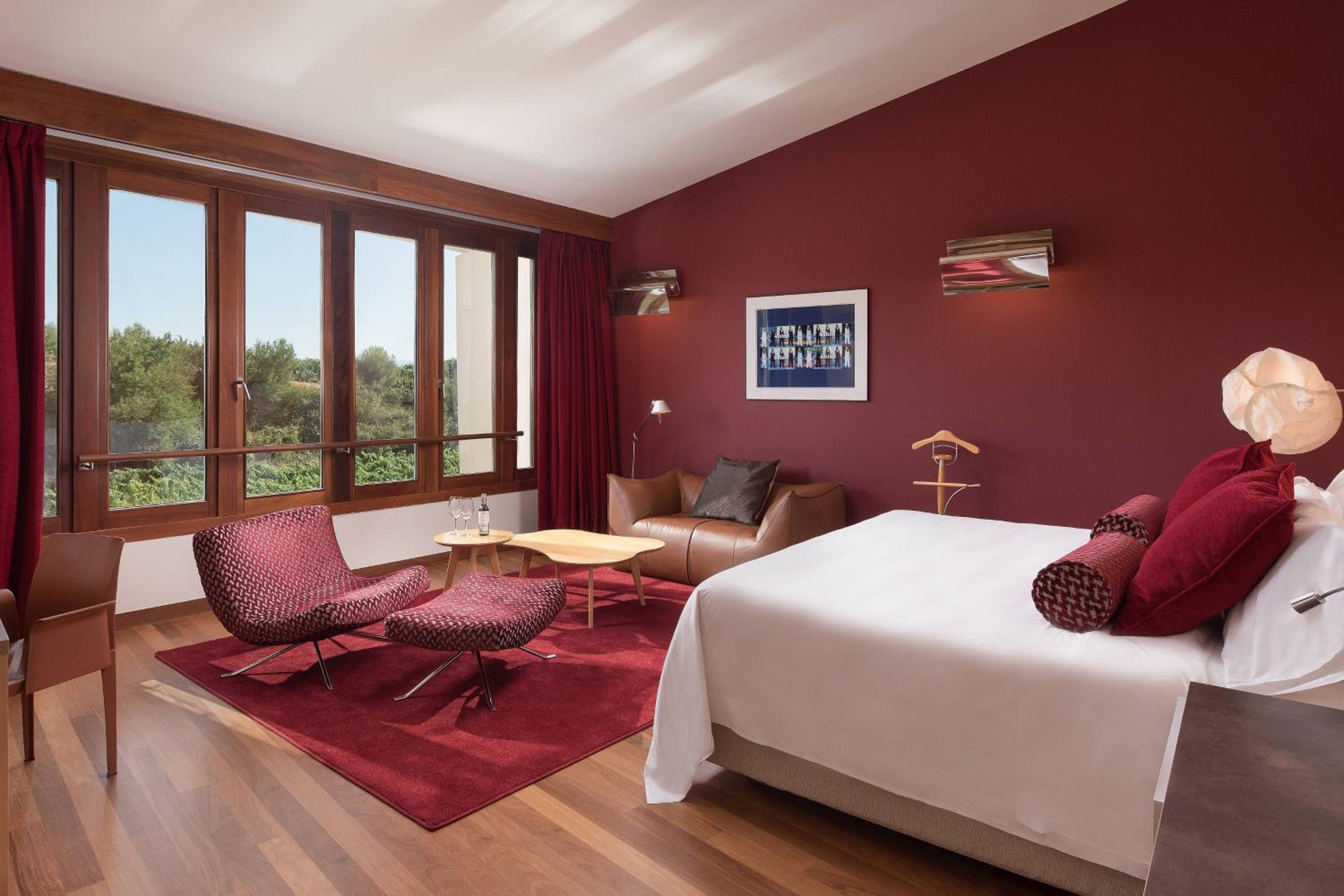 Riscal Suite, 1 King, Vineyards view, Mountain view