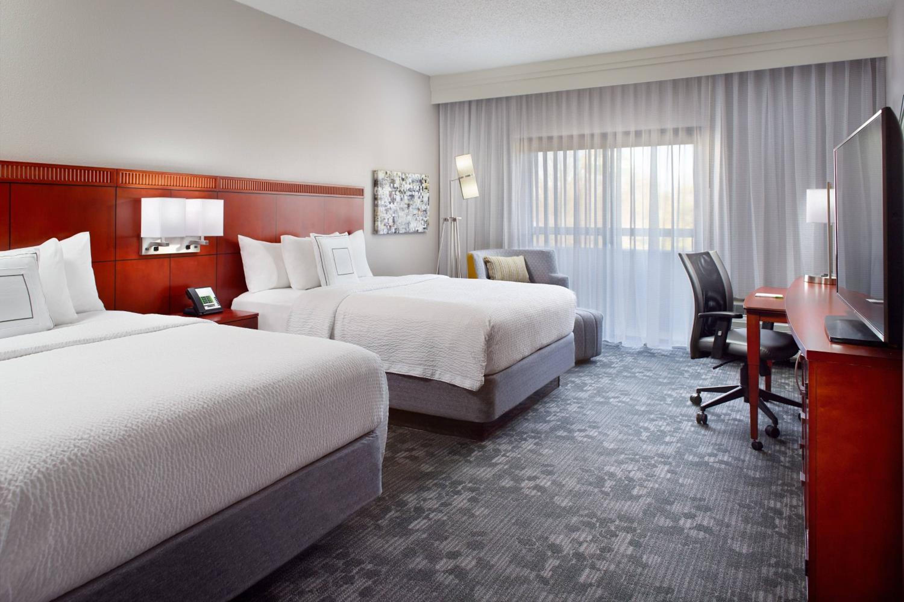 Queen Room with Two Queen Beds - Photo 1